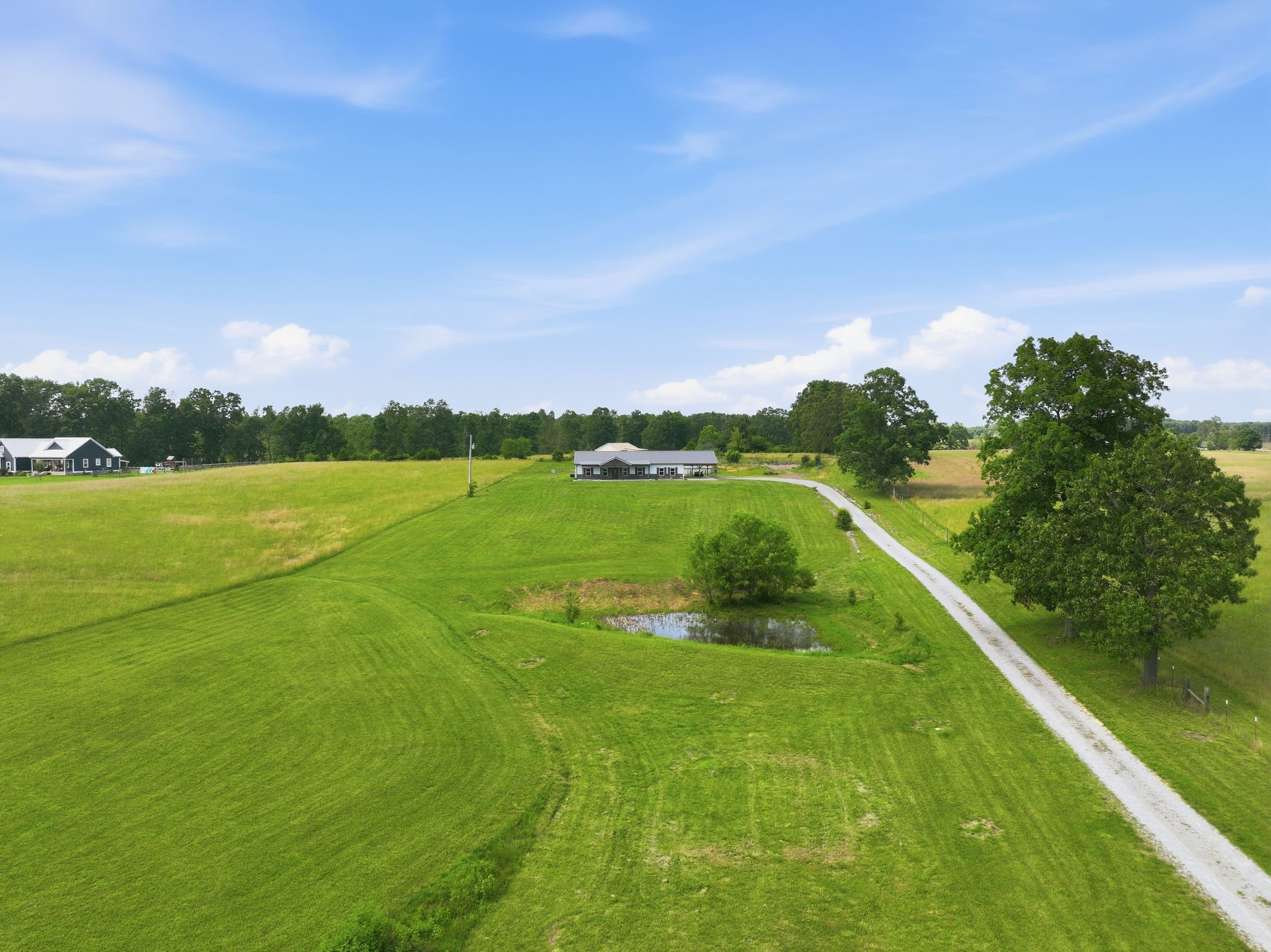 202 Rocky Dr, Dickson, TN 37055
