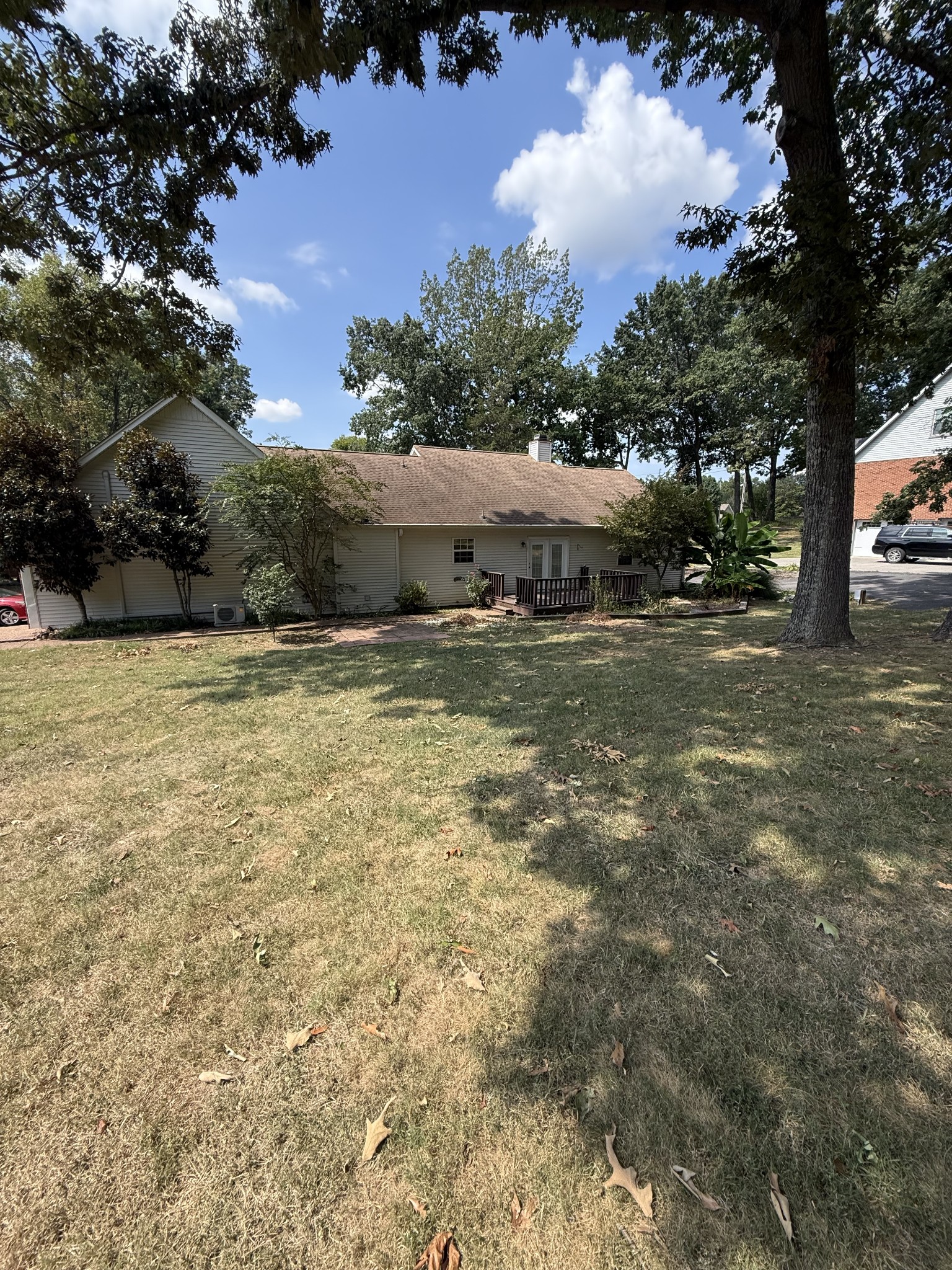 512 Tyler Ct, Cottontown, TN 37048