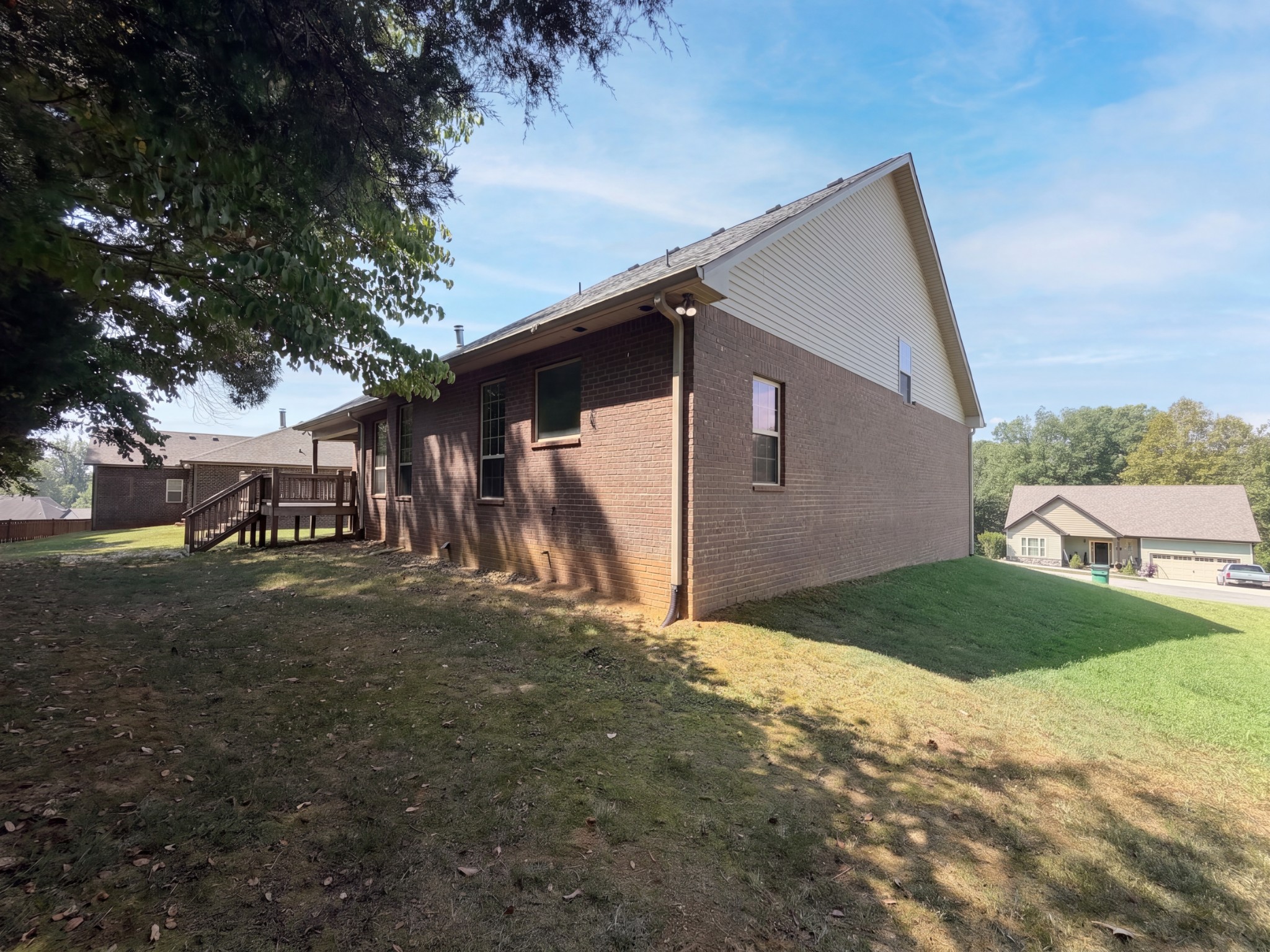 2155 Savage Creek Dr, Springfield, TN 37172