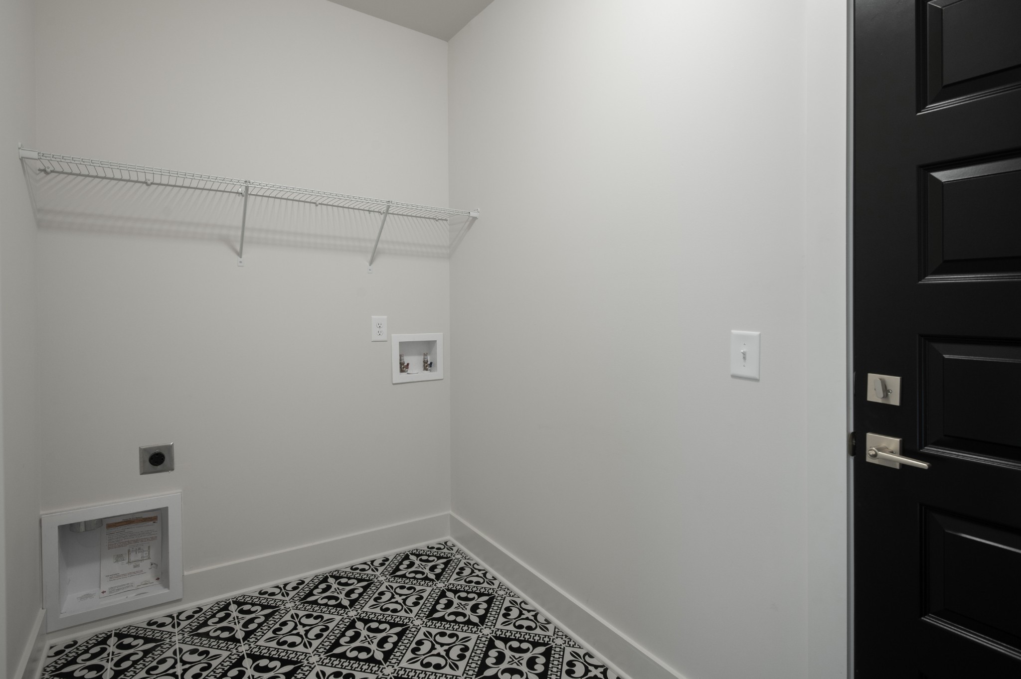 2068 Blackstone Dr, Hendersonville, TN 37075