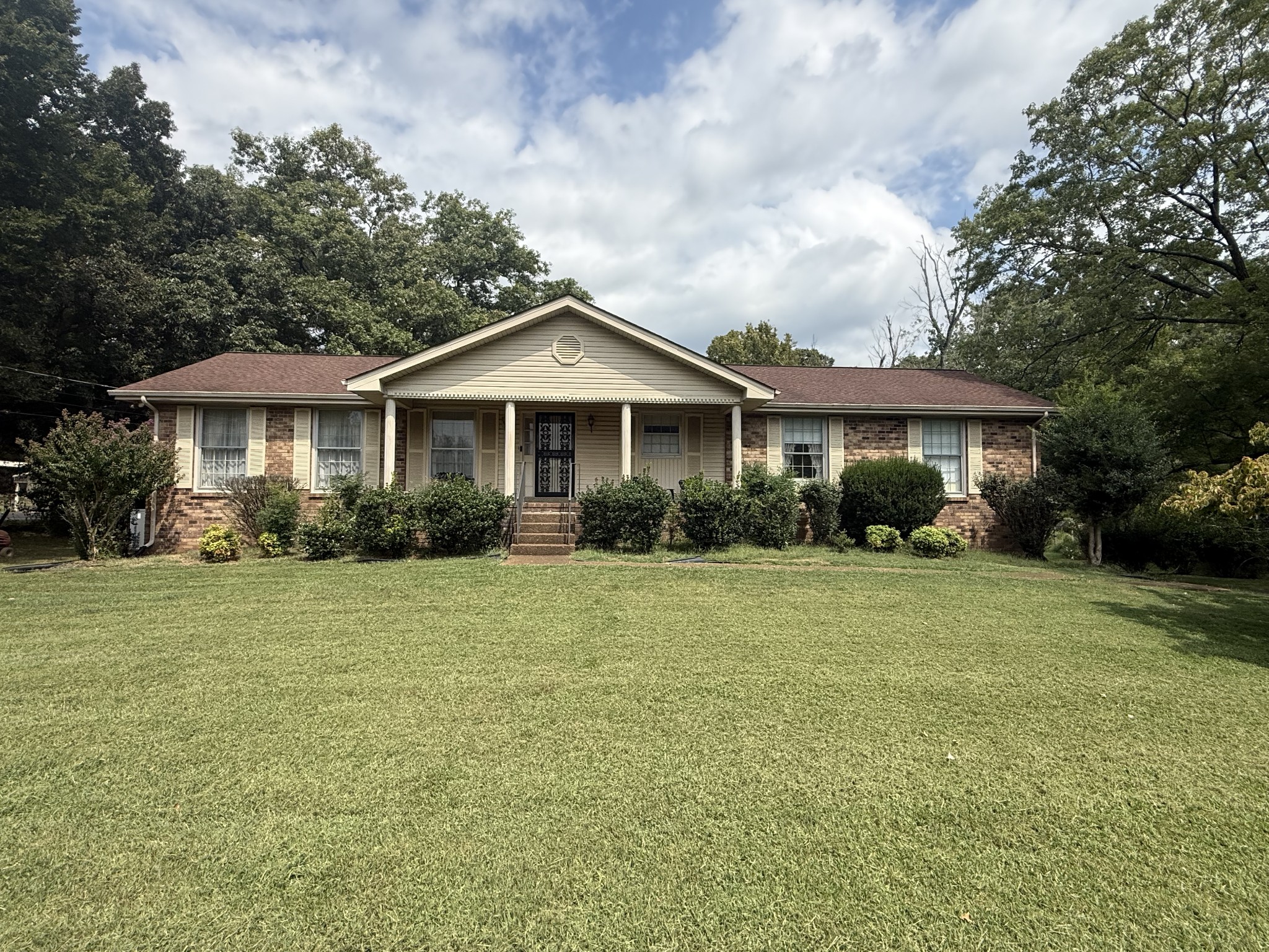 131 Bluegrass Pkwy, Lebanon, TN 37090