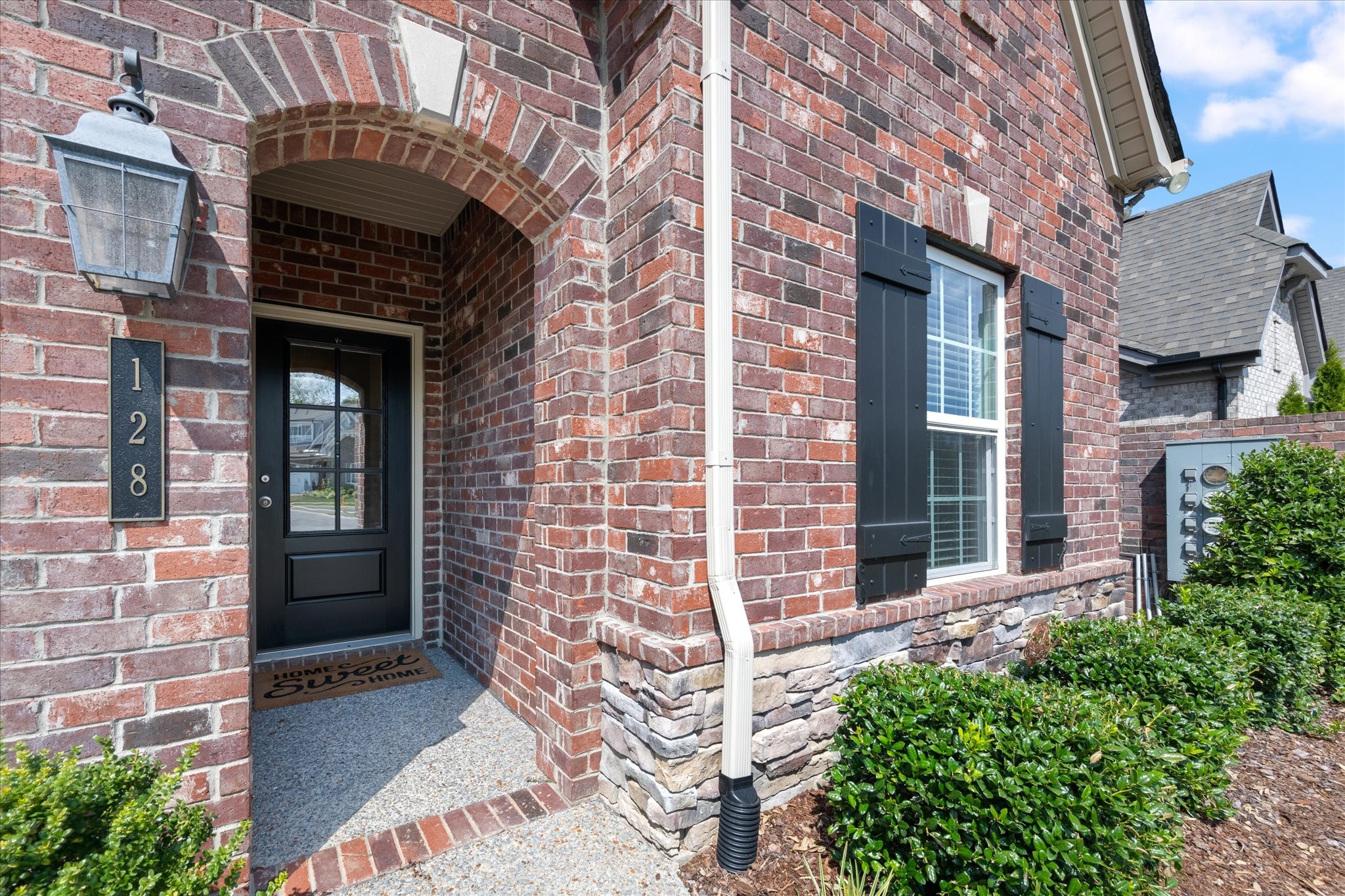 128 Owl Hollow Rd, Hendersonville, TN 37075