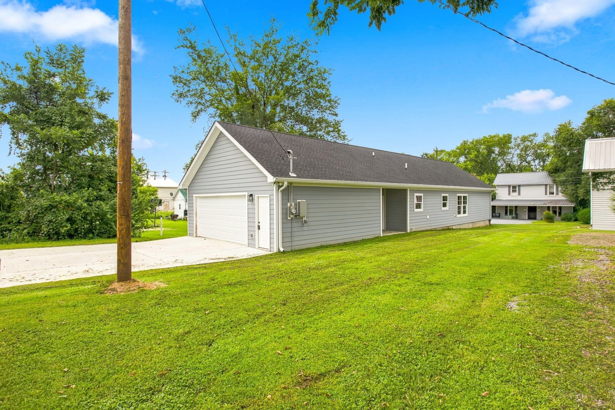 207 Scott St, Dickson, TN 37055