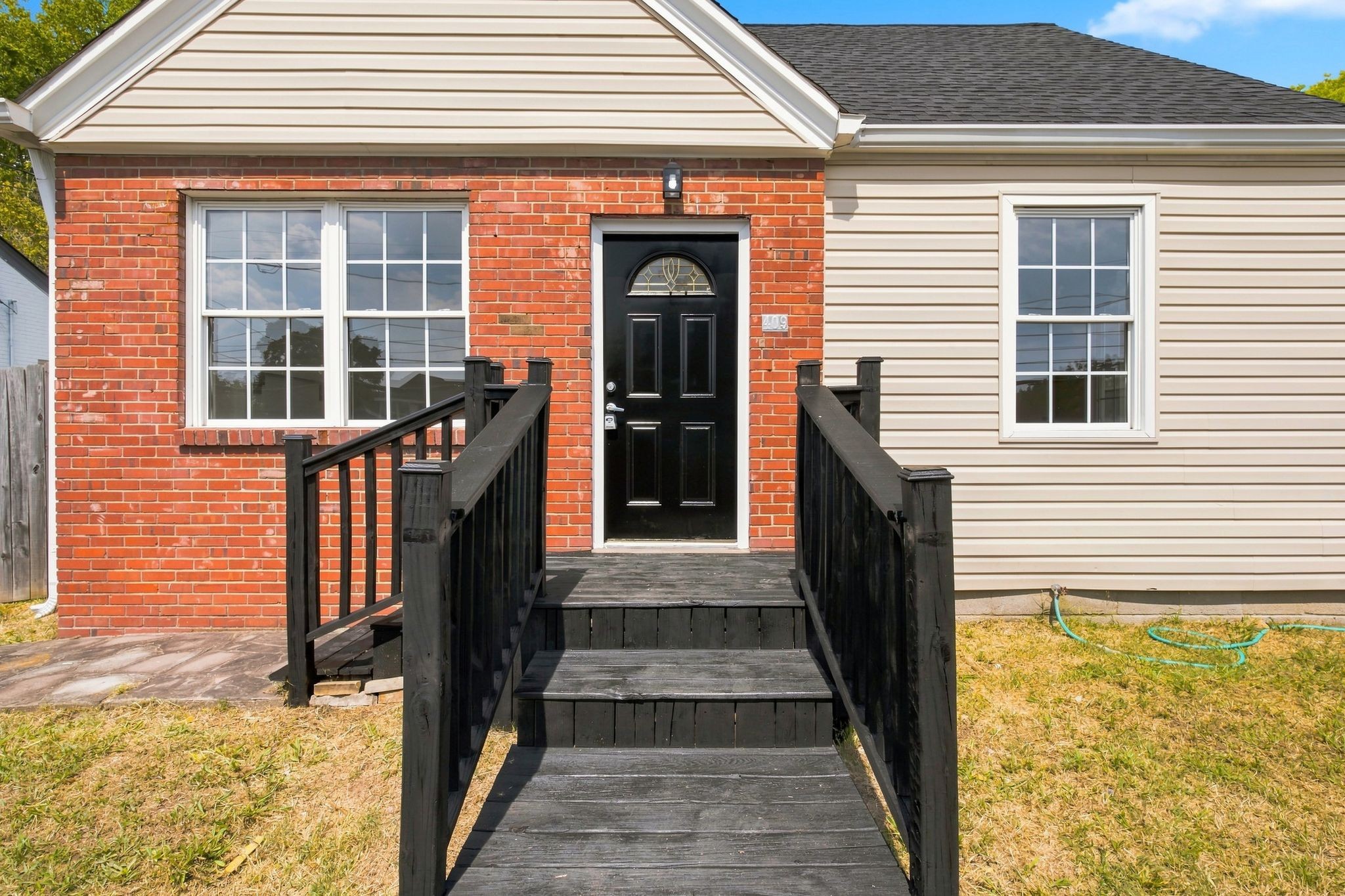 409 7th Ave W, Springfield, TN 37172