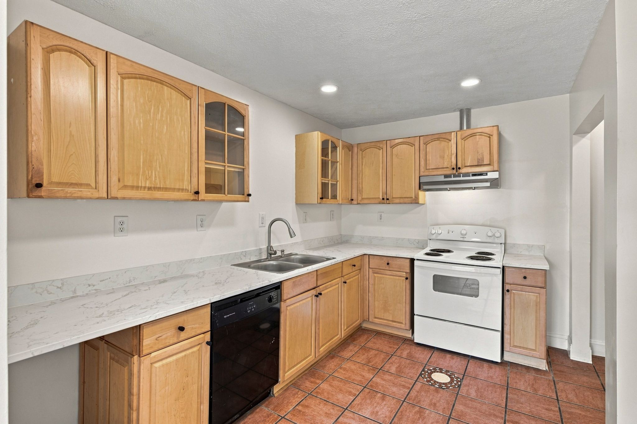 409 7th Ave W, Springfield, TN 37172