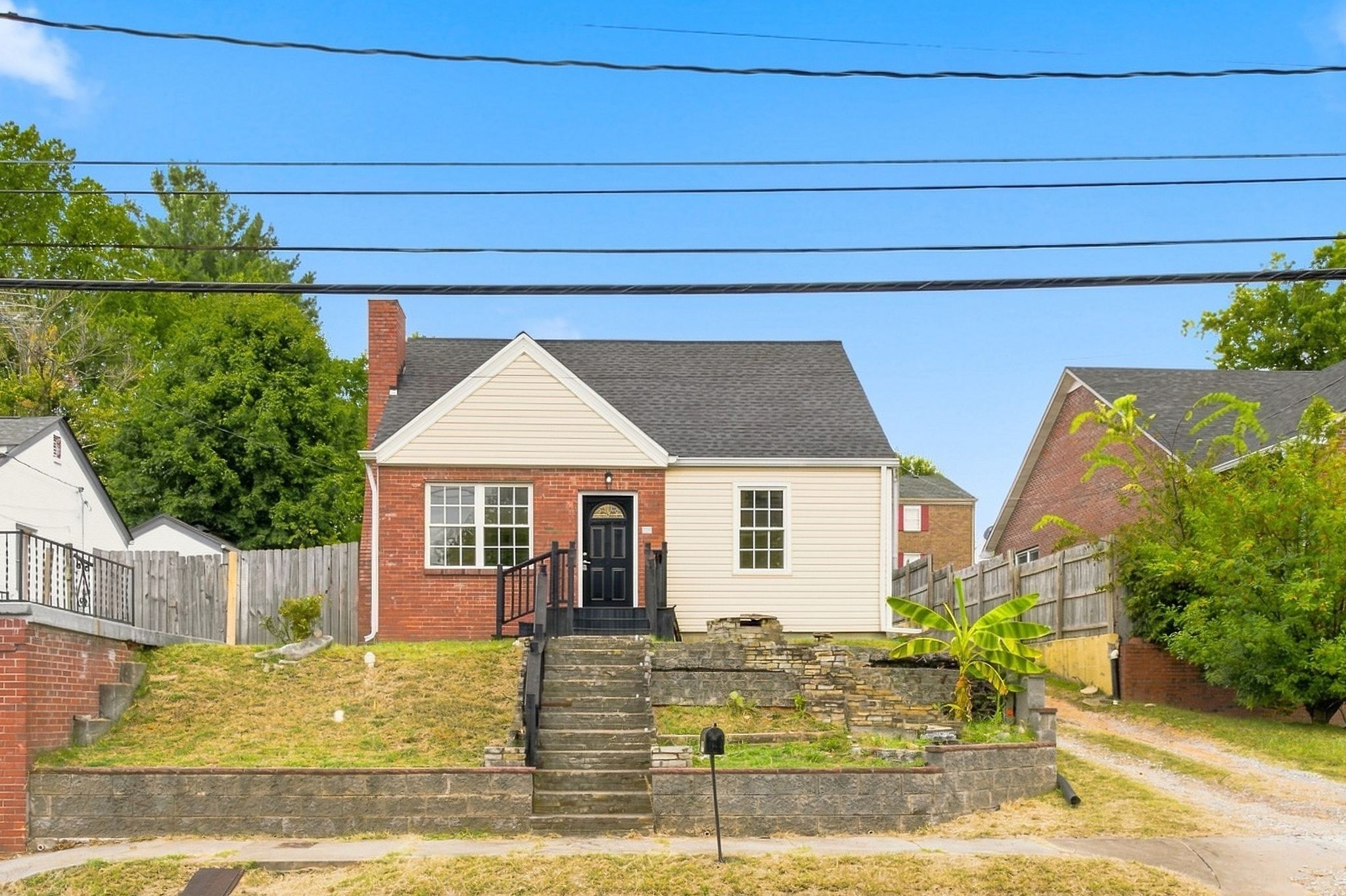 409 7th Ave W, Springfield, TN 37172