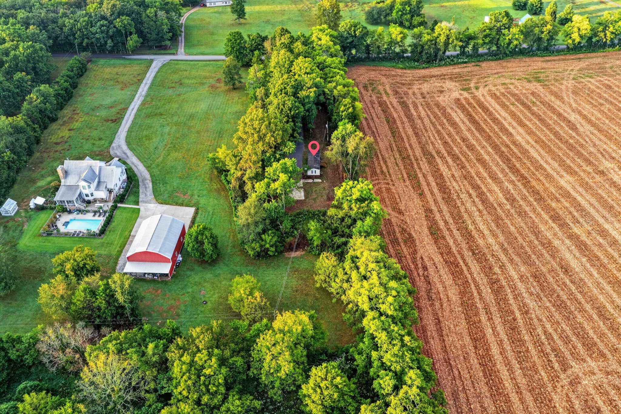310 Carter Ln, Castalian Springs, TN 37031