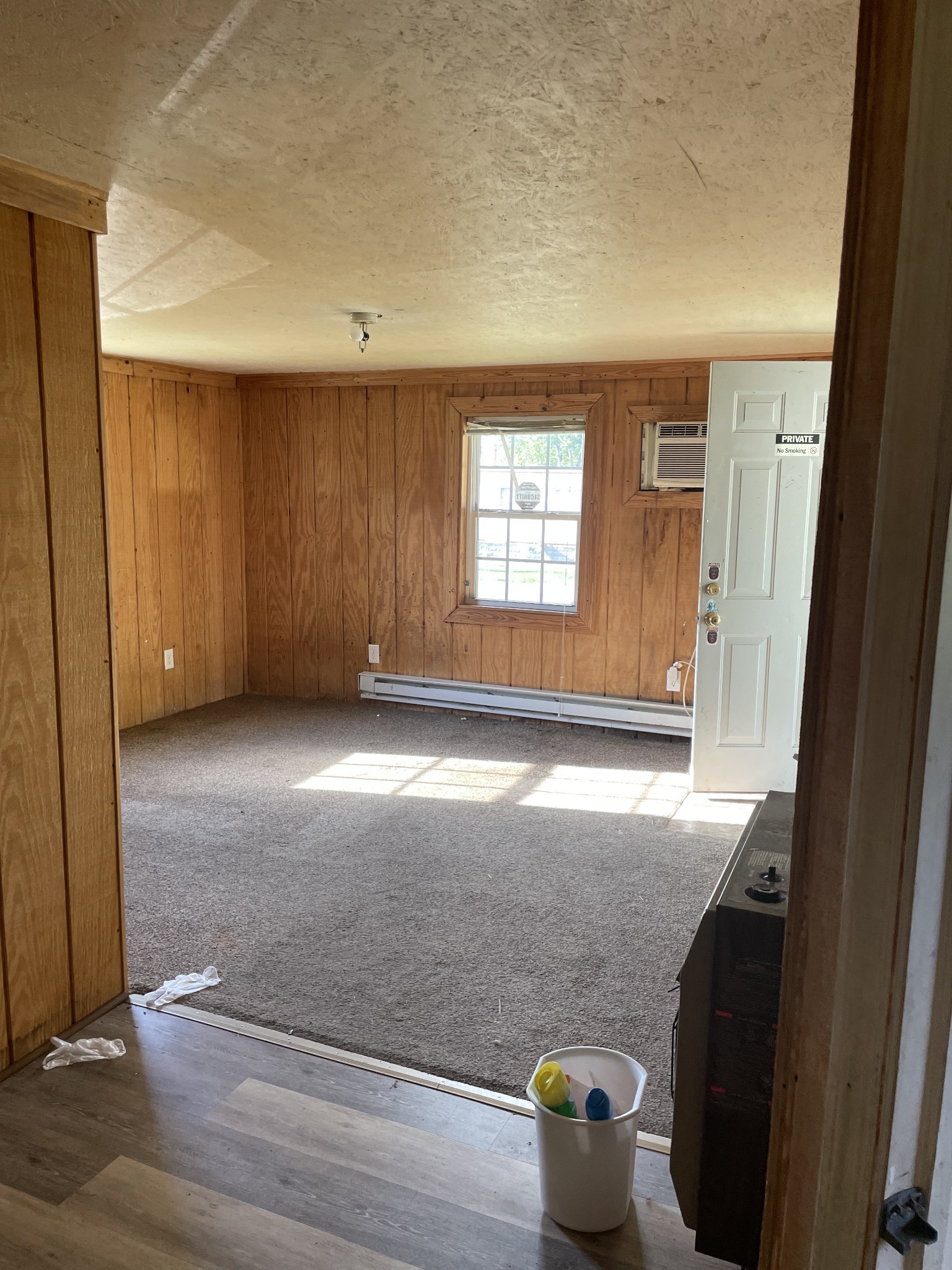 216 Strawberry St, Portland, TN 37148