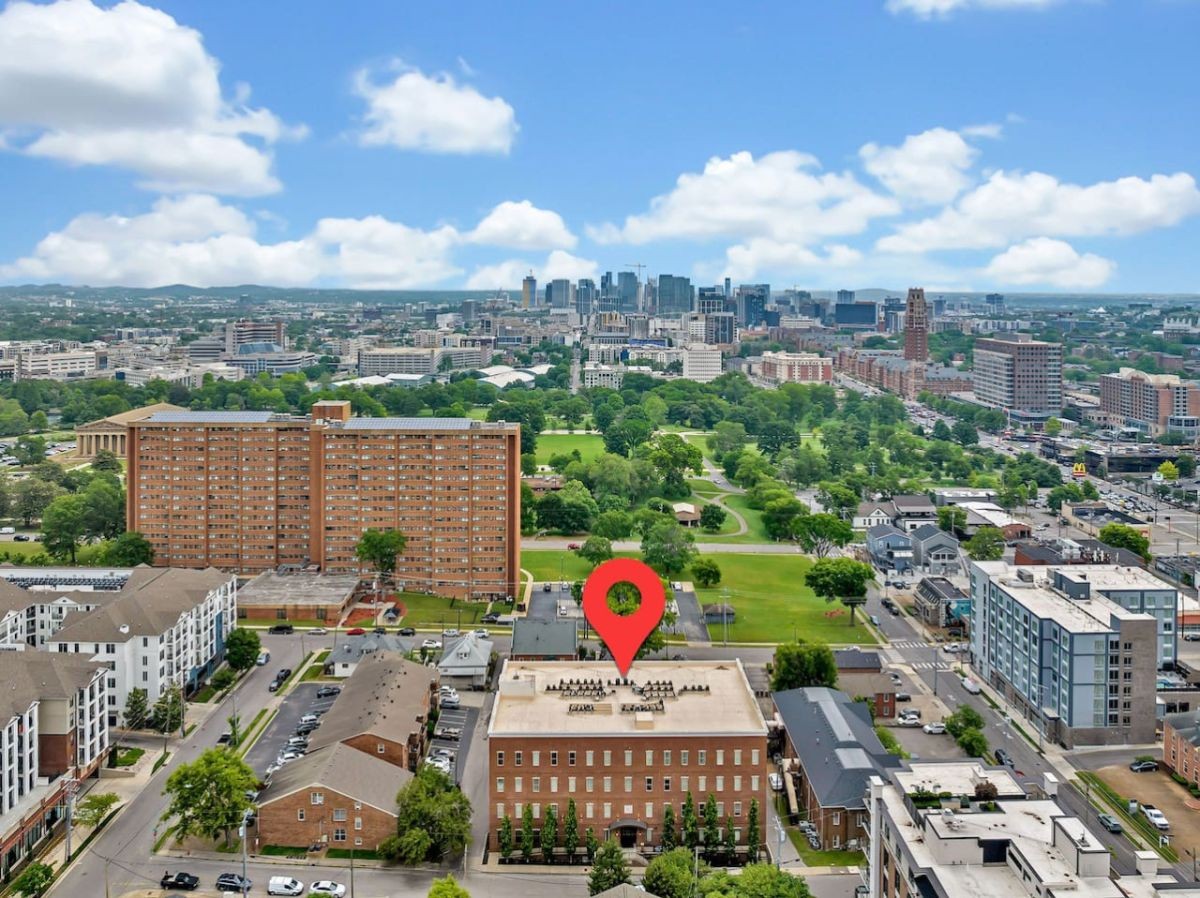 210 30th Ave N #306, Nashville, TN 37203