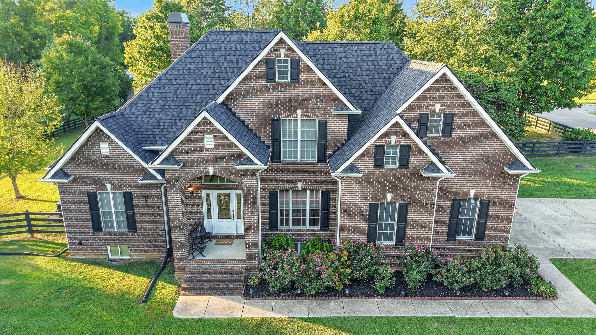 1001 Arbor Dr, Castalian Springs, TN 37031