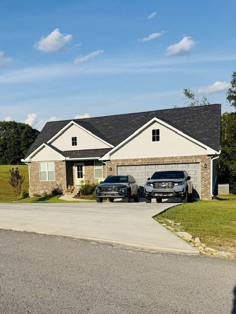 164 Lena Loop, Burns, TN 37029
