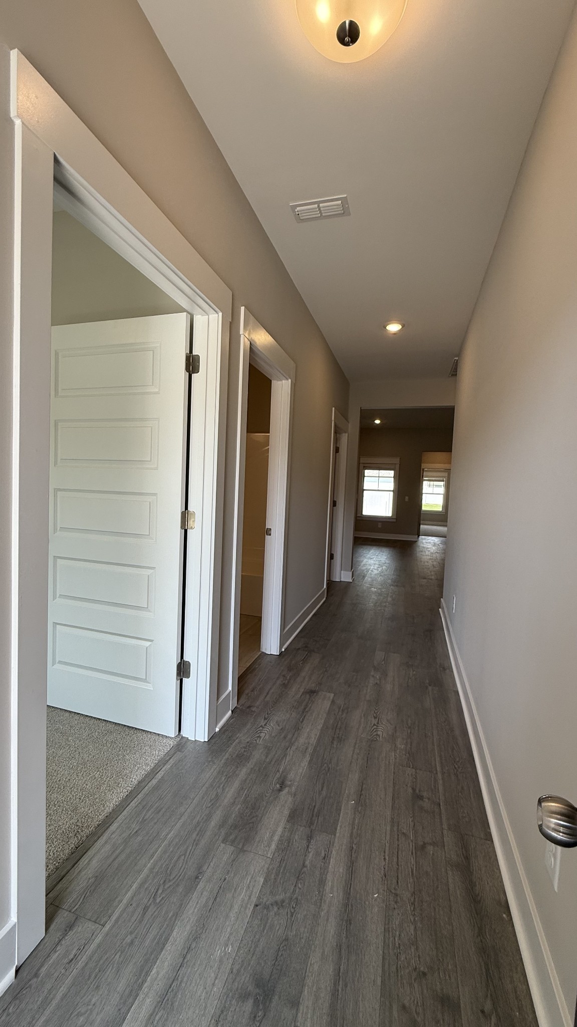 1441 Suzanne Dr, Murfreesboro, TN 37128