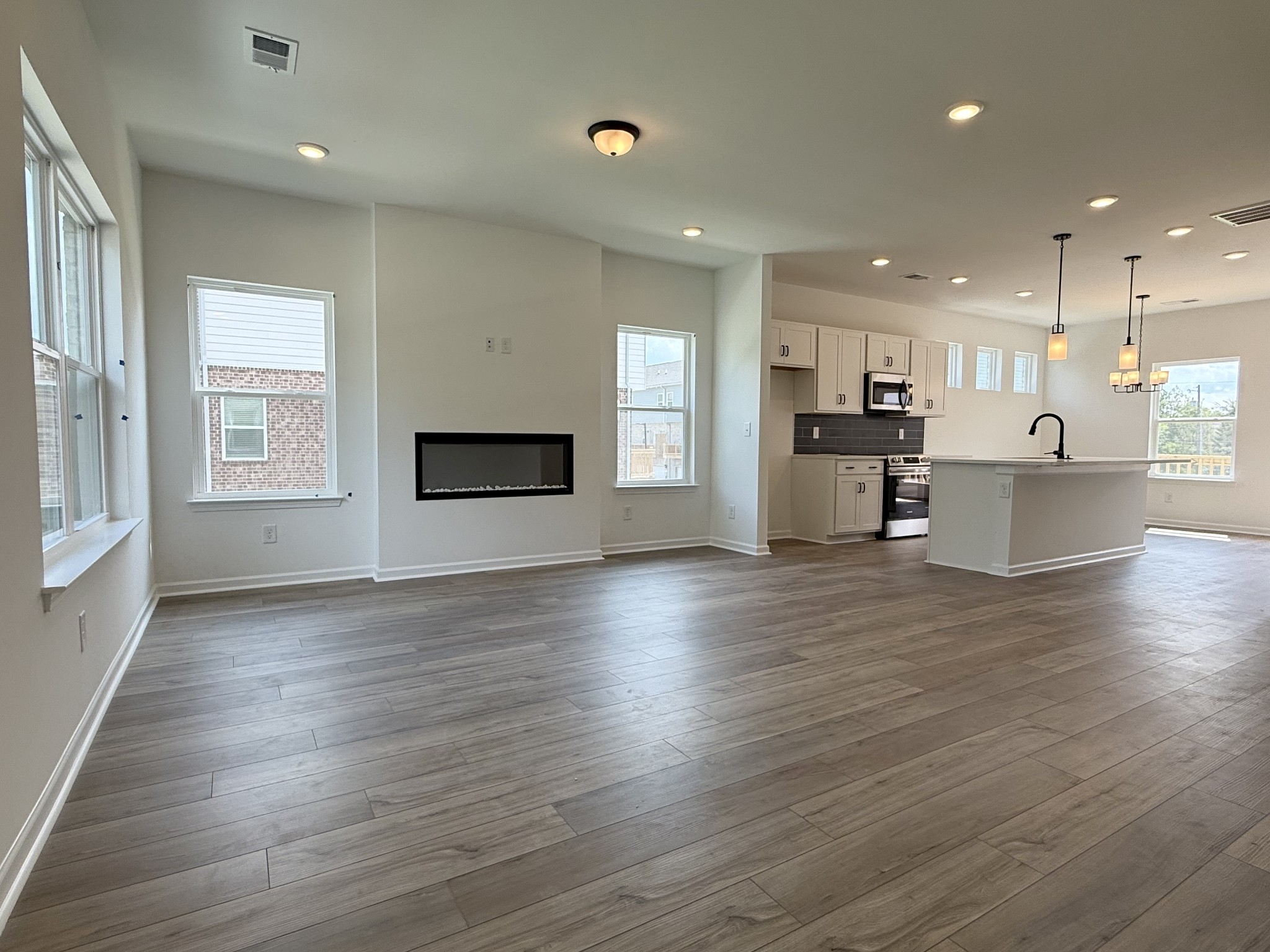 140 Rosebush Ln, Lebanon, TN 37087