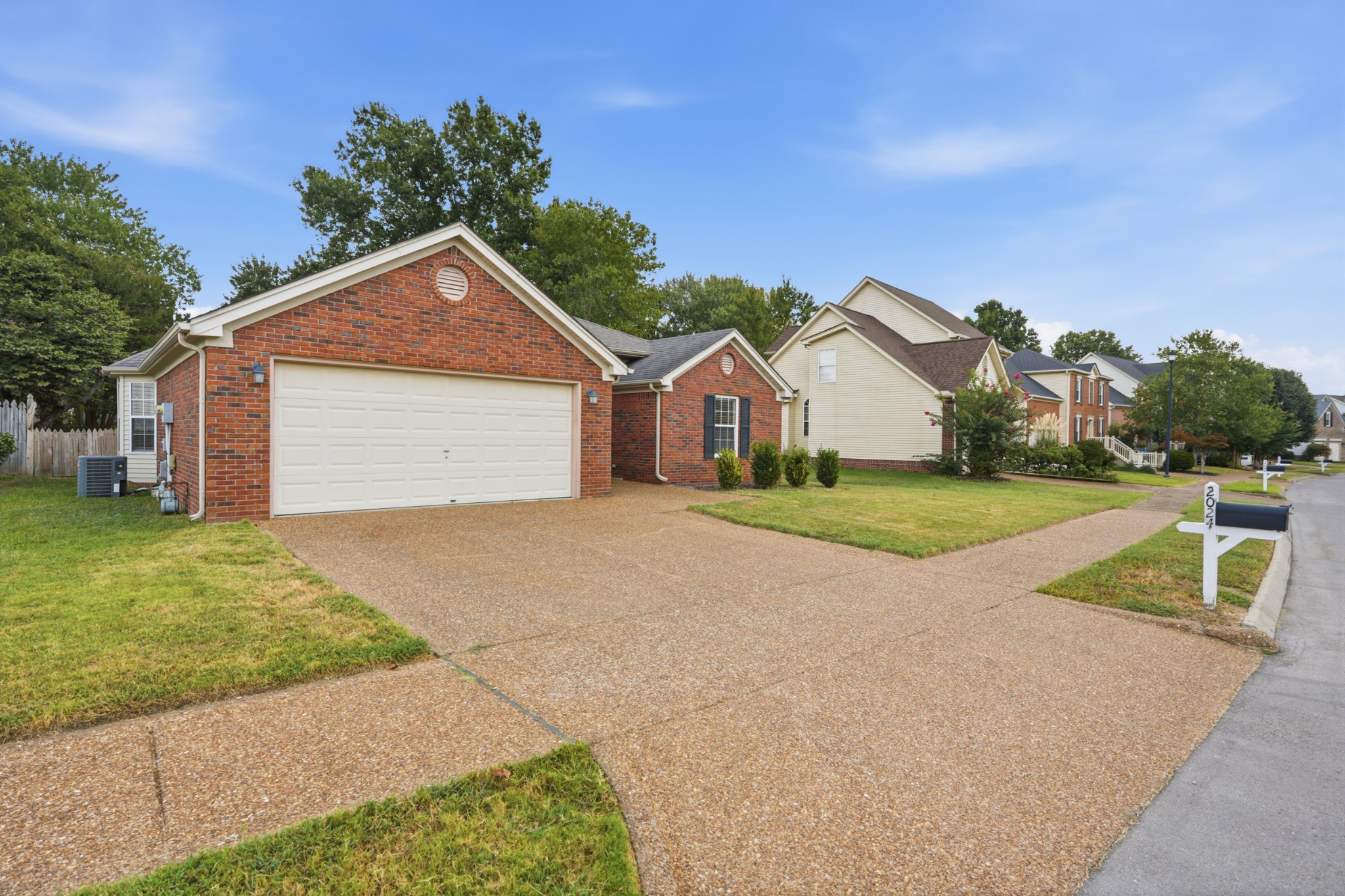 2024 Glastonbury Dr, Franklin, TN 37069