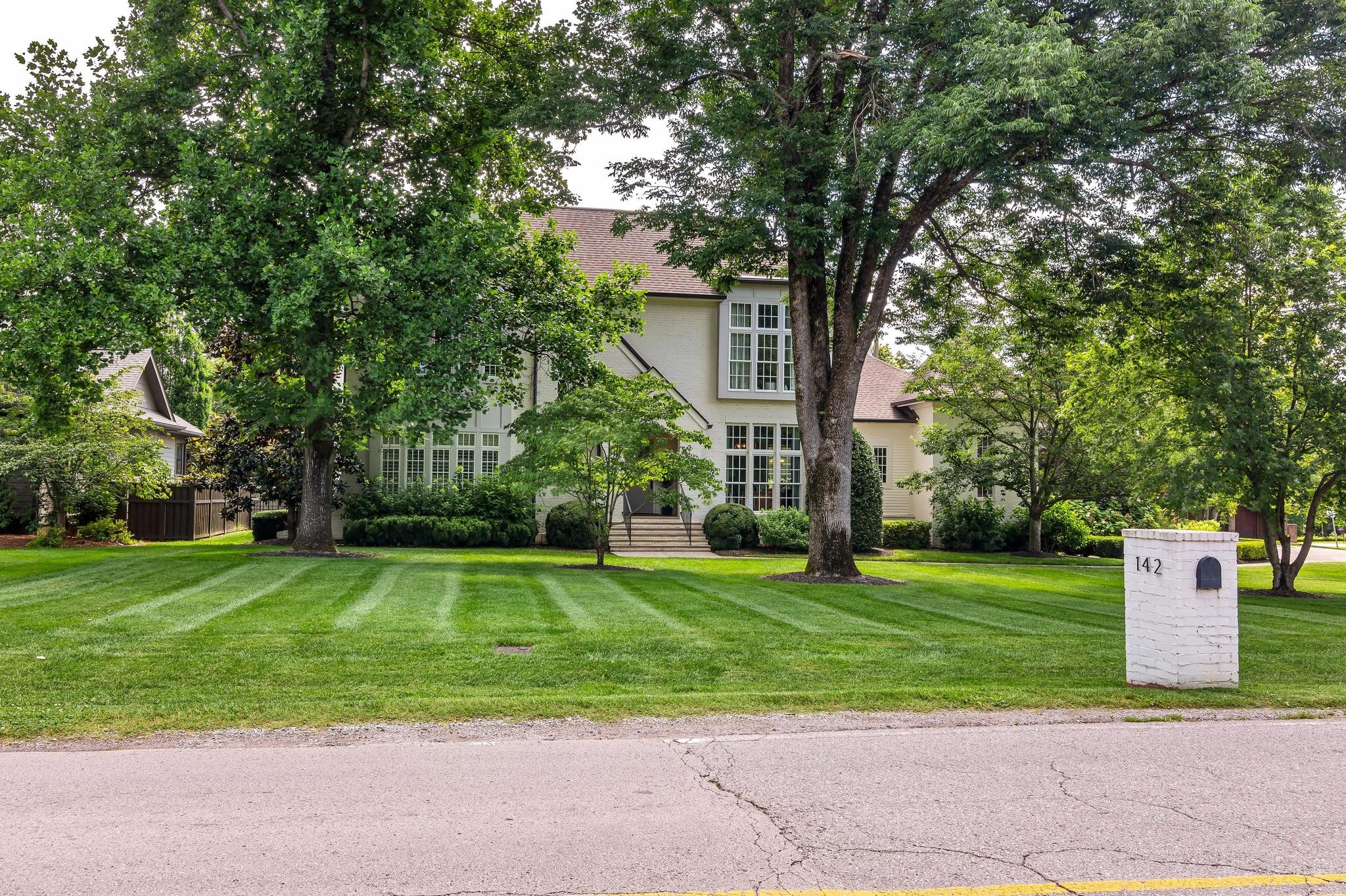 142 Heady Dr, Nashville, TN 37205