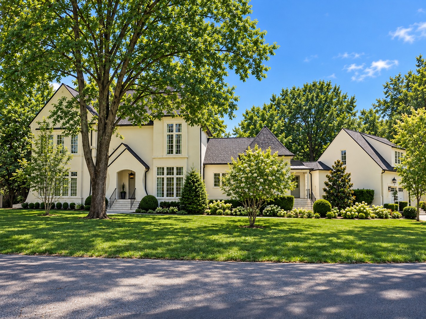 142 Heady Dr, Nashville, TN 37205