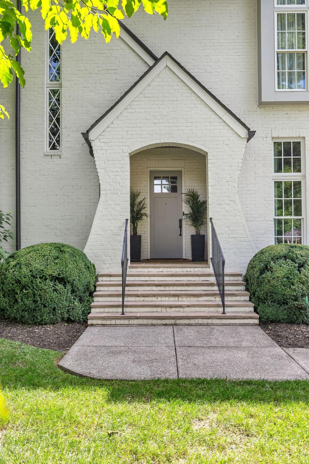 142 Heady Dr, Nashville, TN 37205