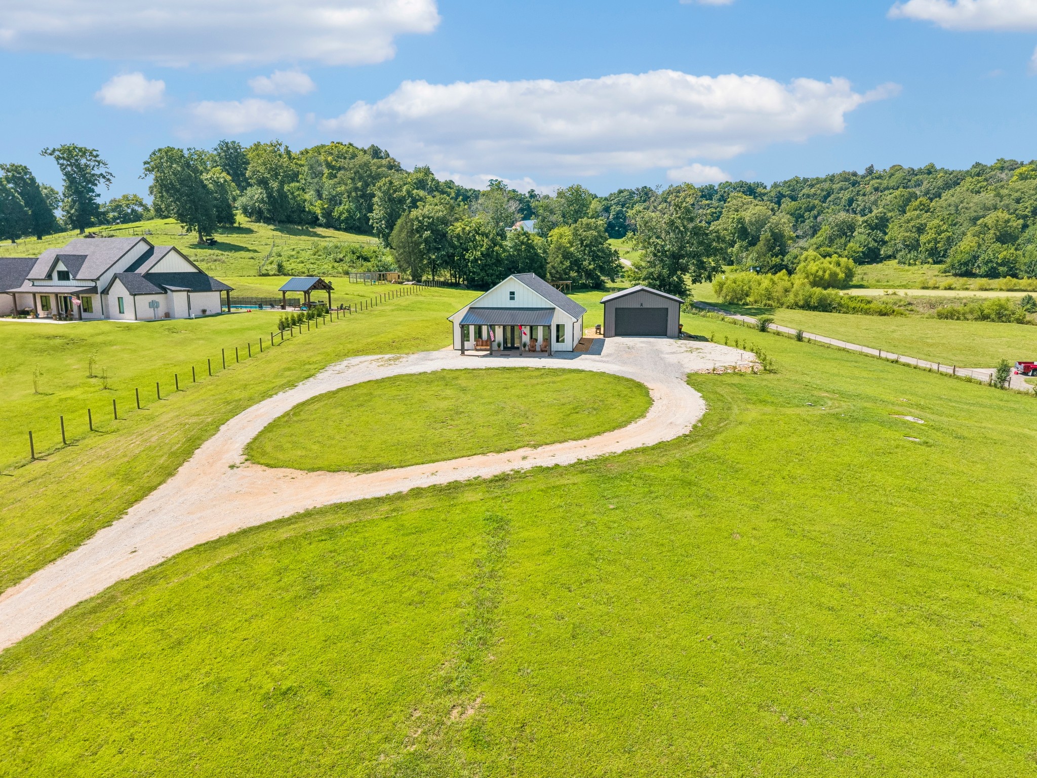 1574 Roy Sellers Rd, Columbia, TN 38401