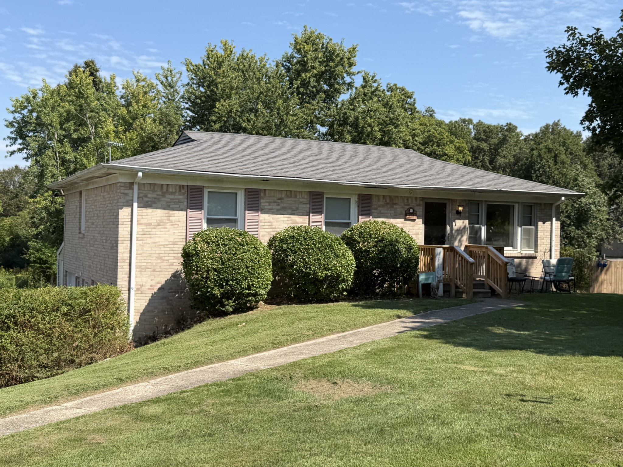103 Haley Rd, Dickson, TN 37055