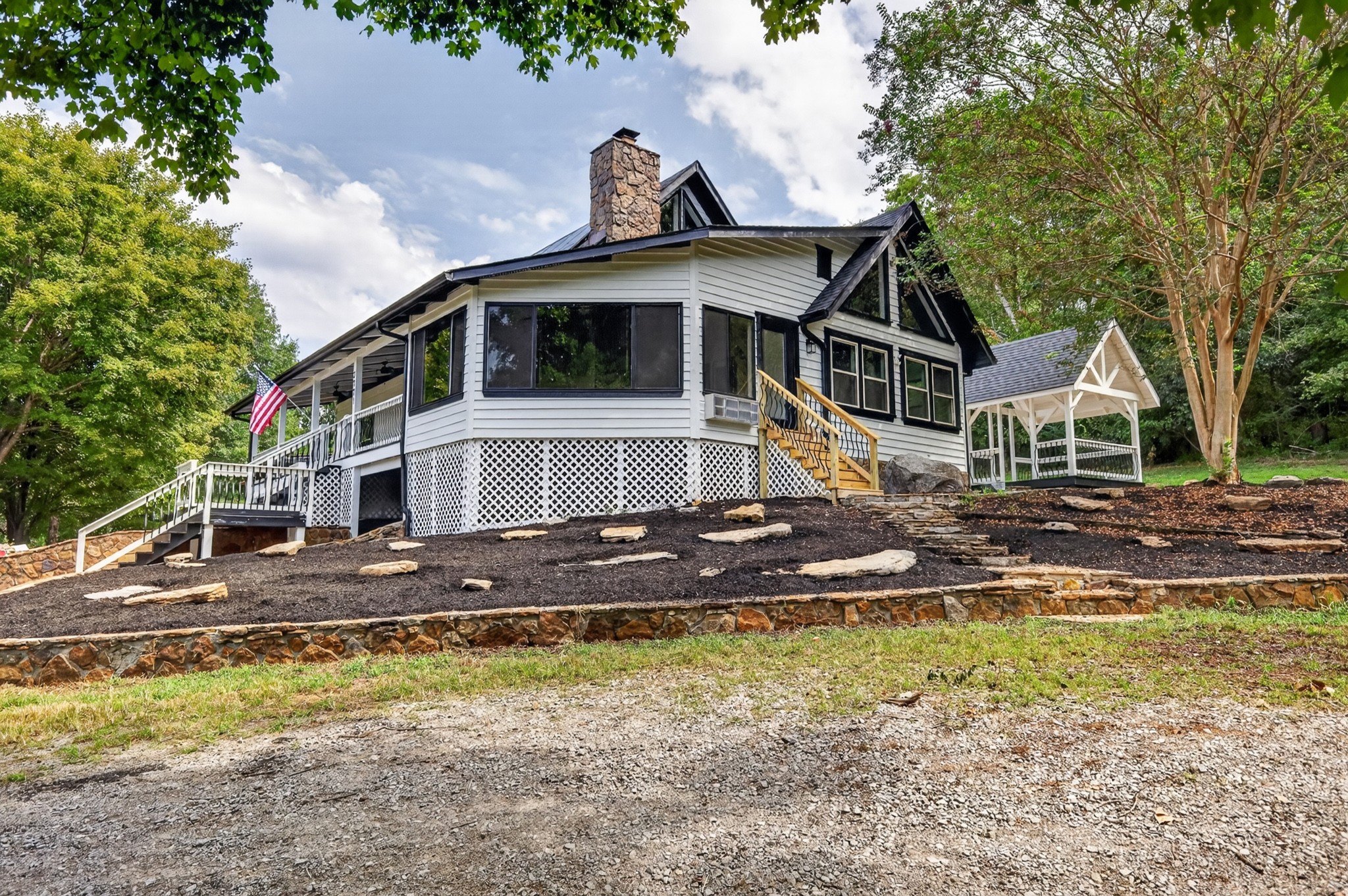 3771 Jimmy Gray Robinson Rd, Williamsport, TN 38487