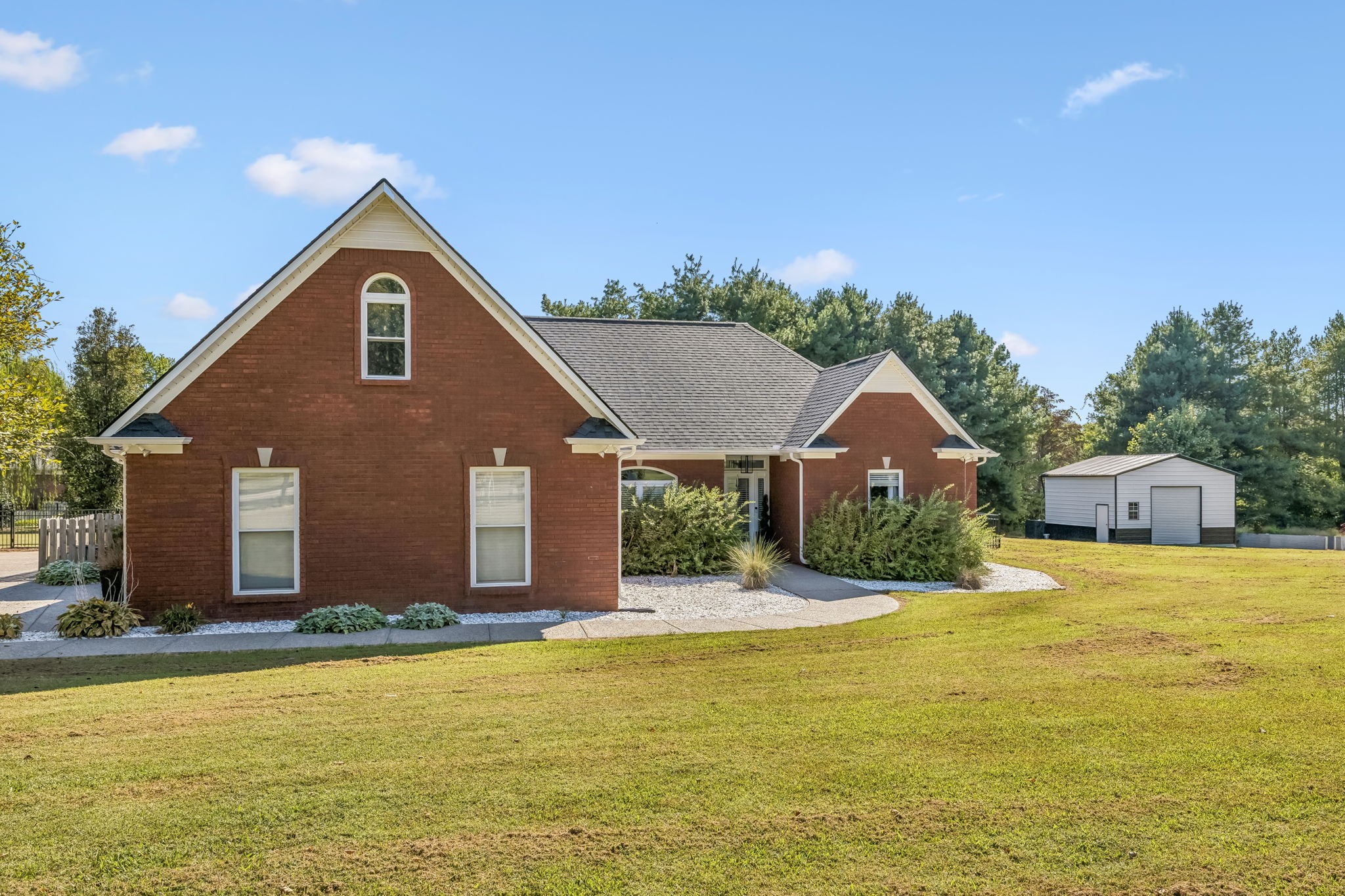 2875 Pulaski Hwy, Columbia, TN 38401