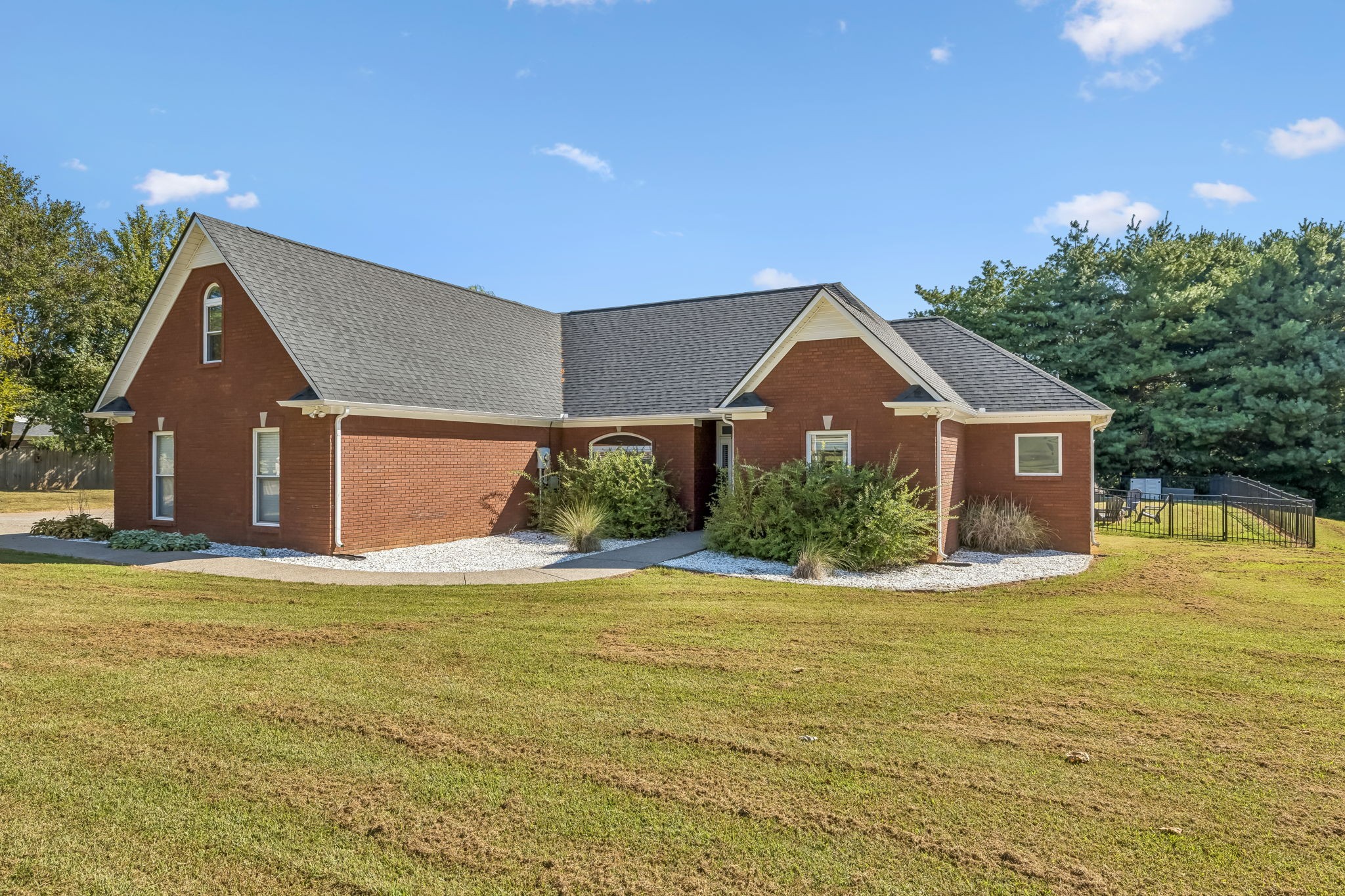 2875 Pulaski Hwy, Columbia, TN 38401