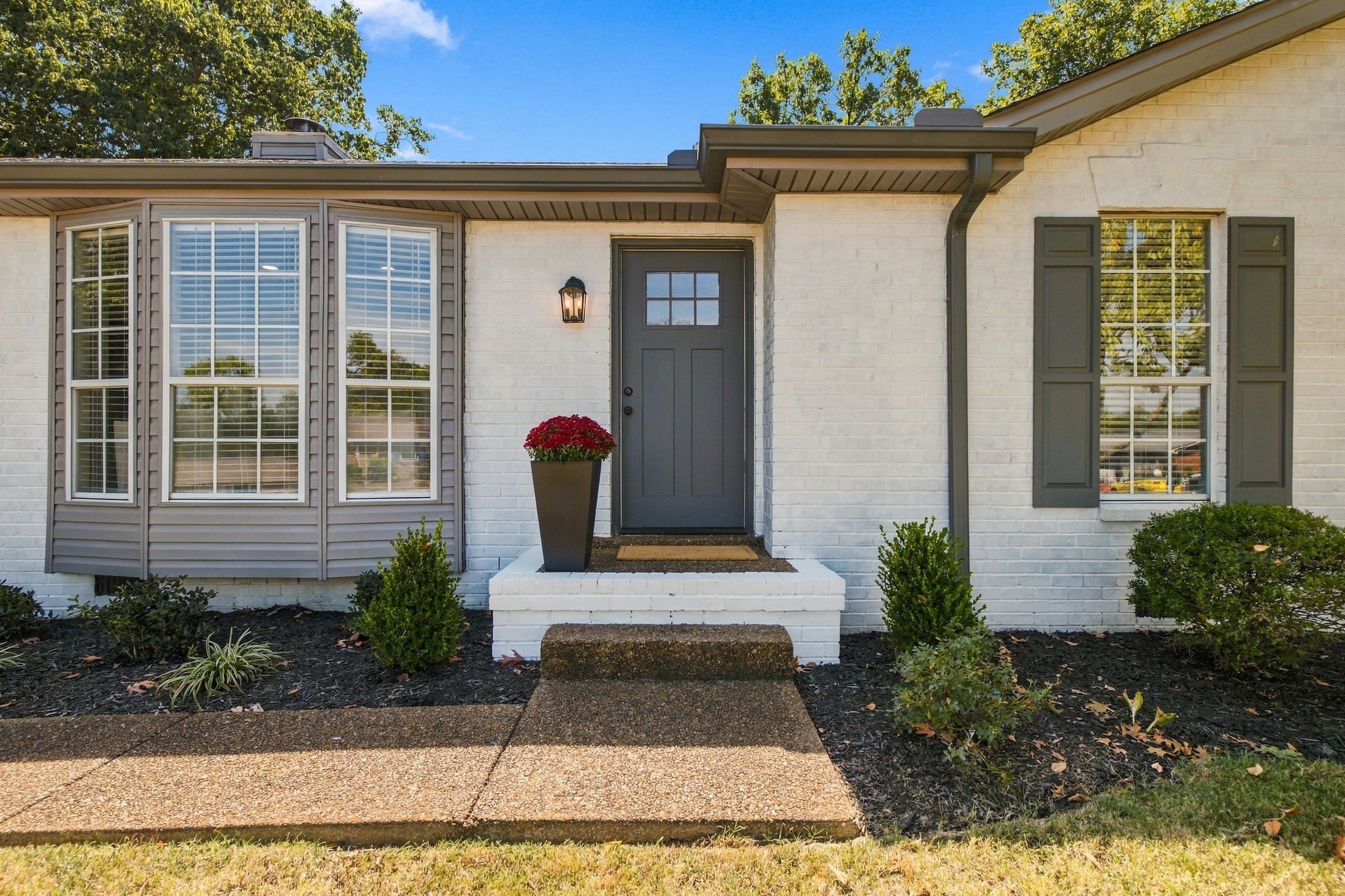 137 Luna Ln, Hendersonville, TN 37075