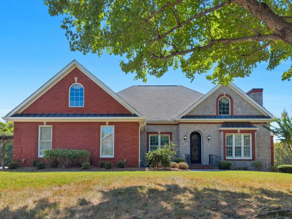 2006 Brunswick Dr, Lebanon, TN 37087
