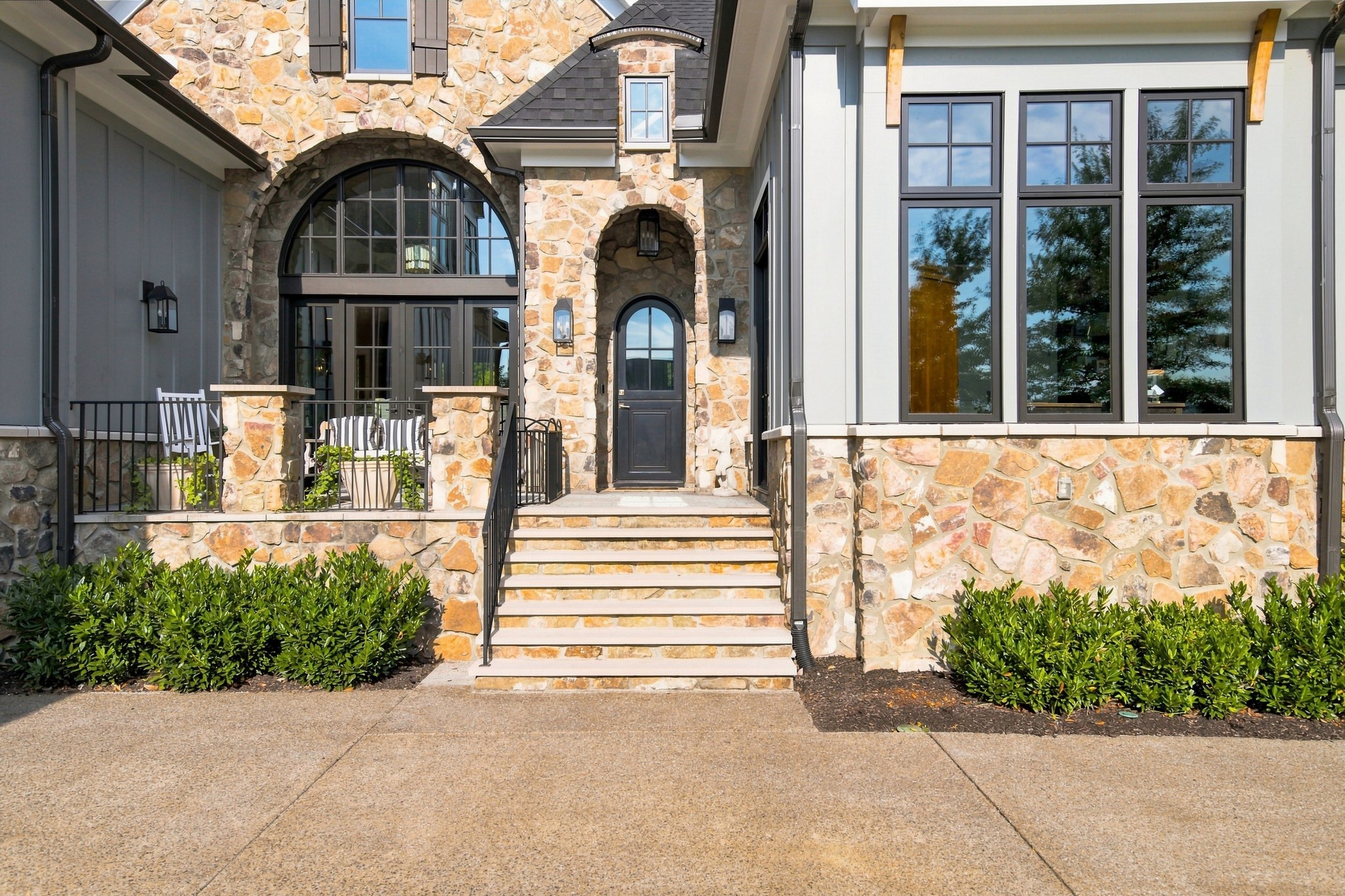 6062 Pelican Way, College Grove, TN 37046