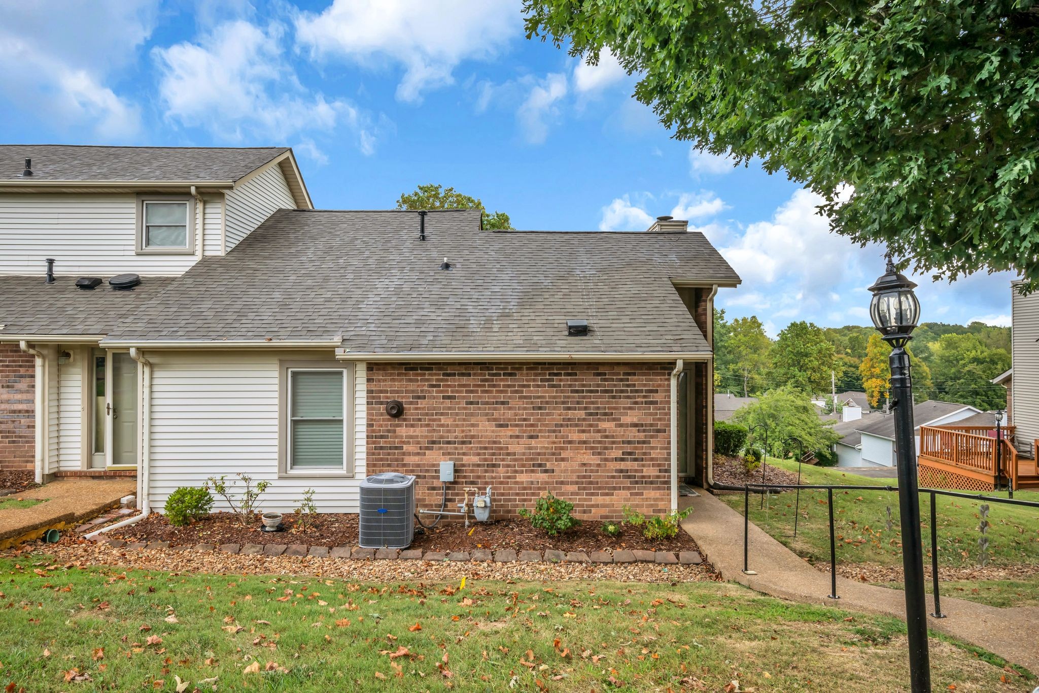 104 Village Cir, Dickson, TN 37055