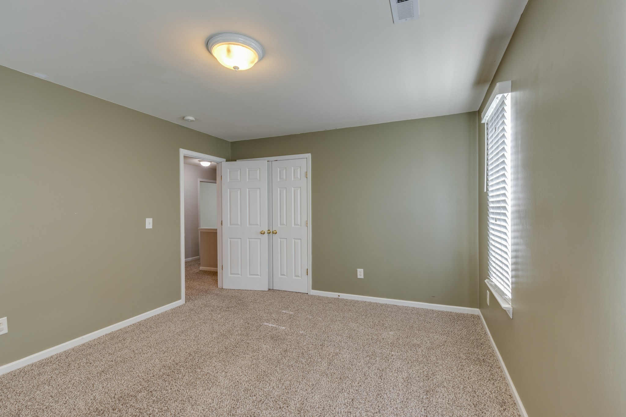4017 Cadence Dr, Spring Hill, TN 37174