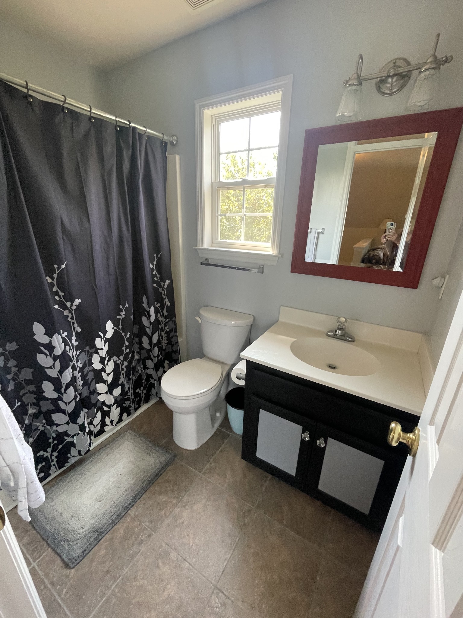 2885 Sutherland Dr, Thompsons Station, TN 37179