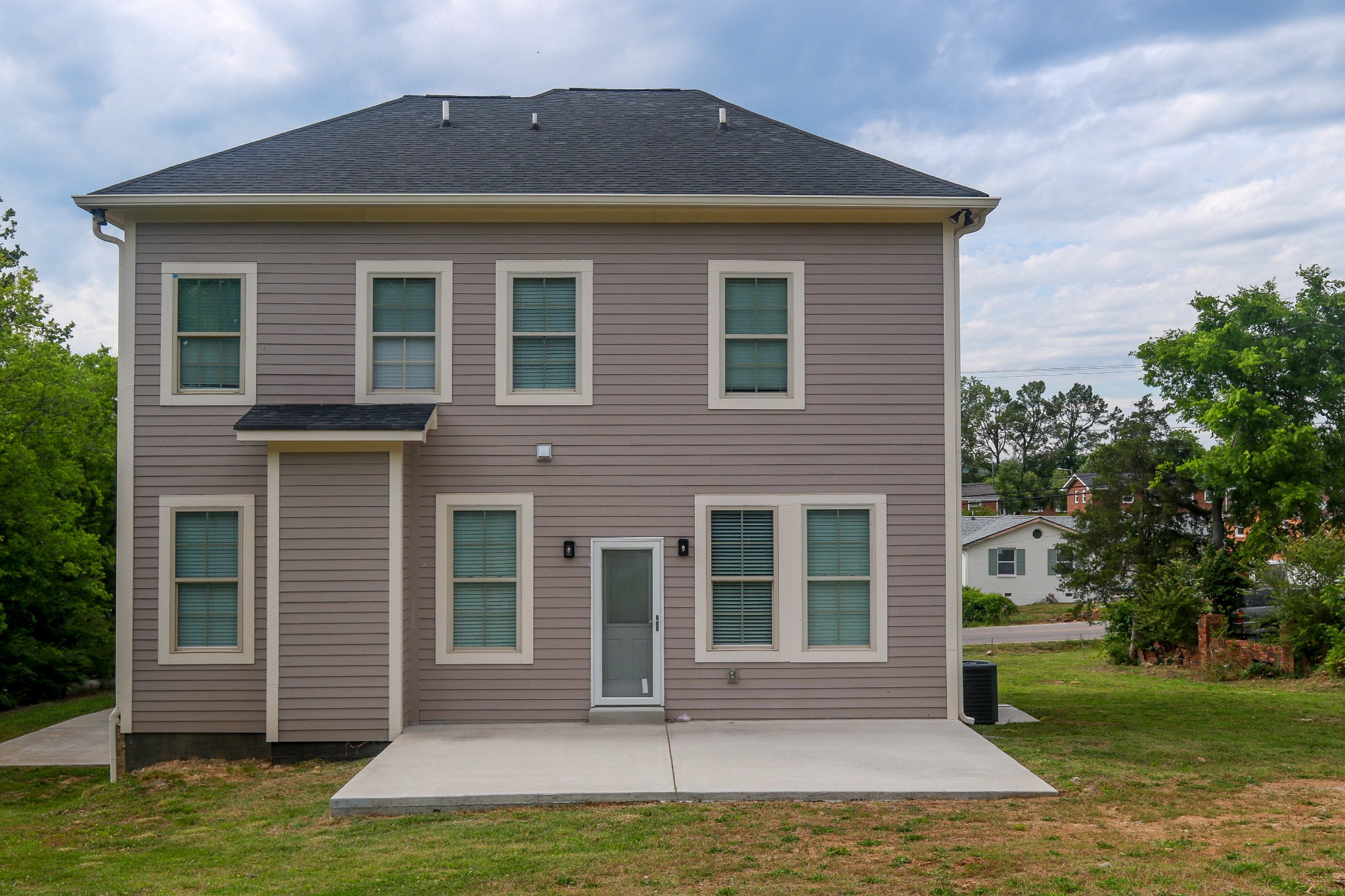 709 Moormans Arm Rd, Nashville, TN 37207