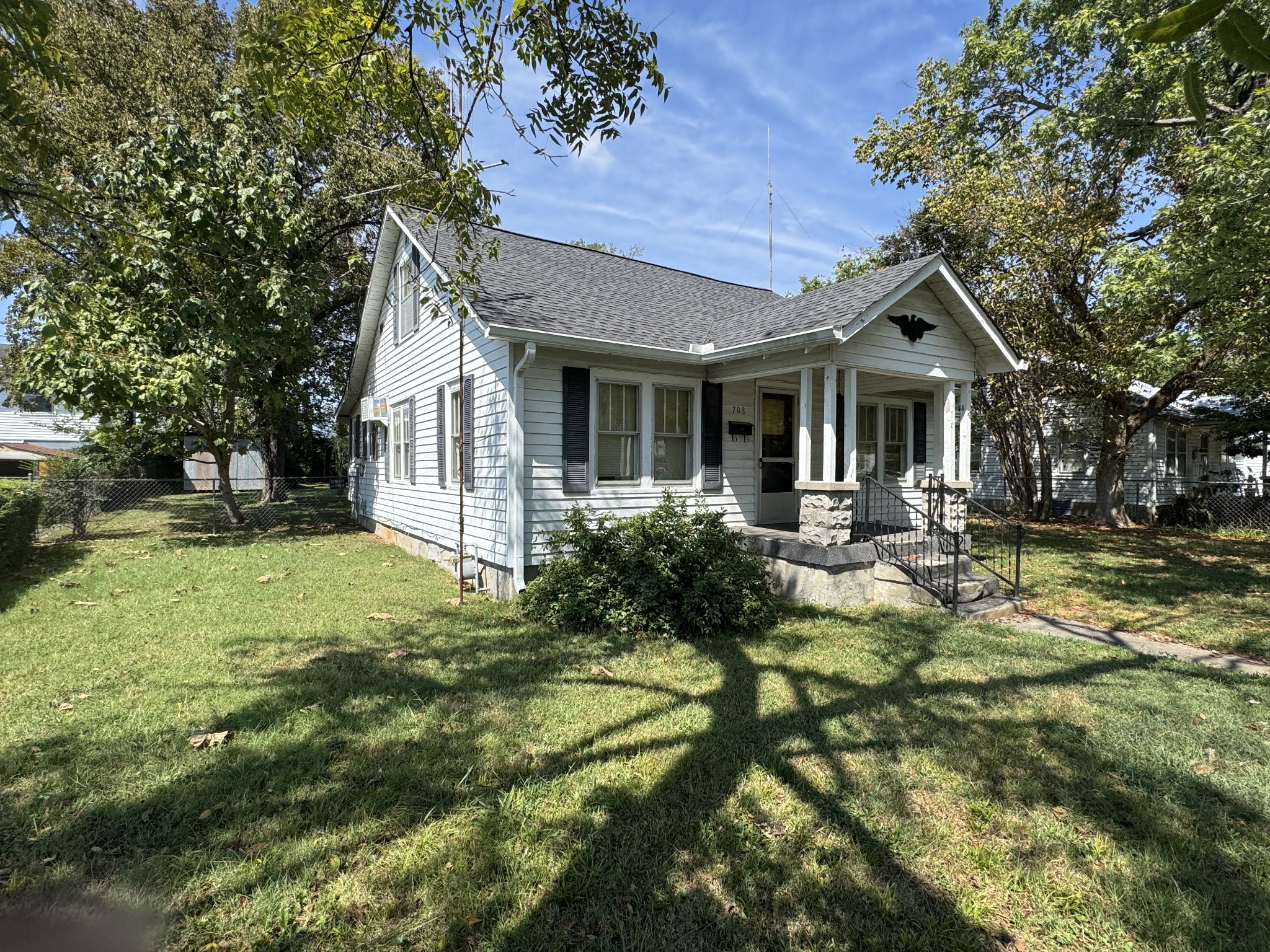 708 N Greenwood Ext, Lebanon, TN 37087