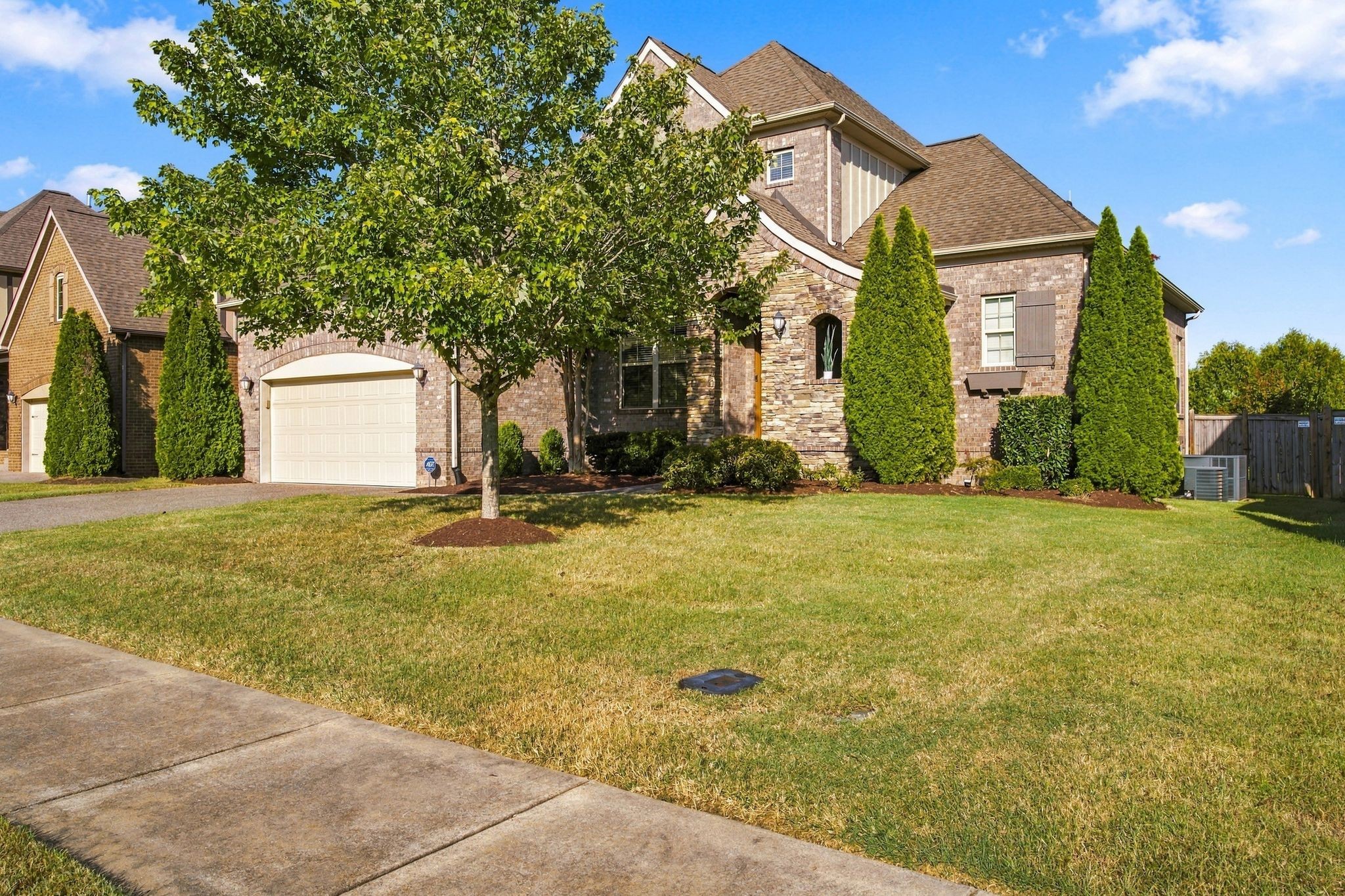 241 Sydney Dr, Goodlettsville, TN 37072