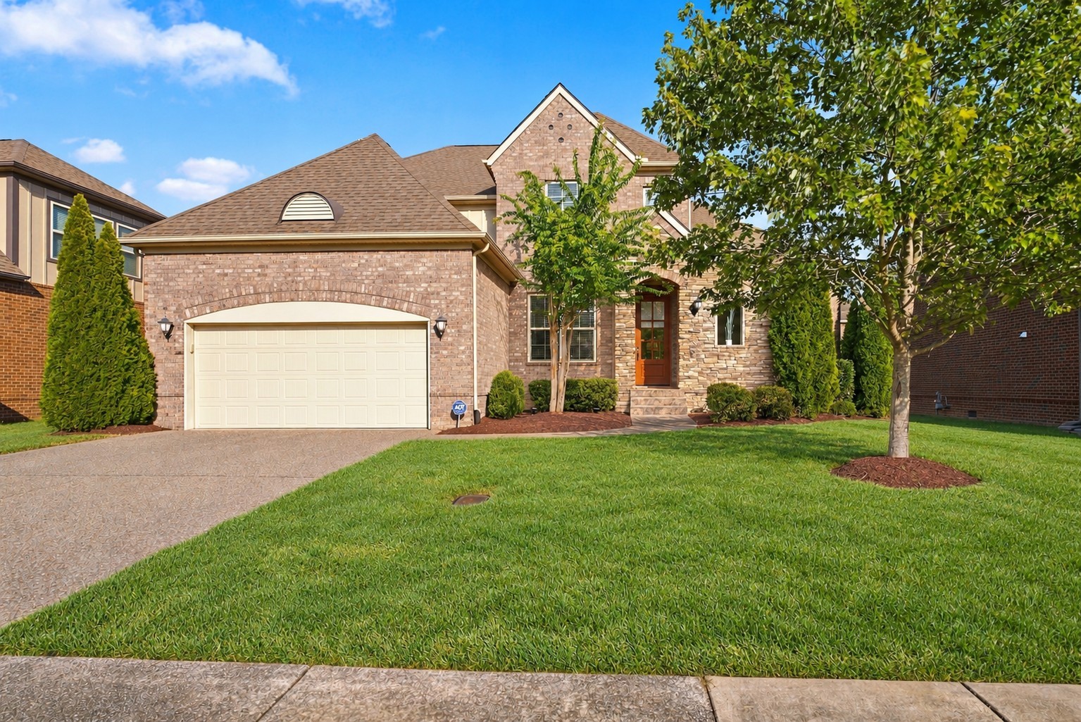 241 Sydney Dr, Goodlettsville, TN 37072