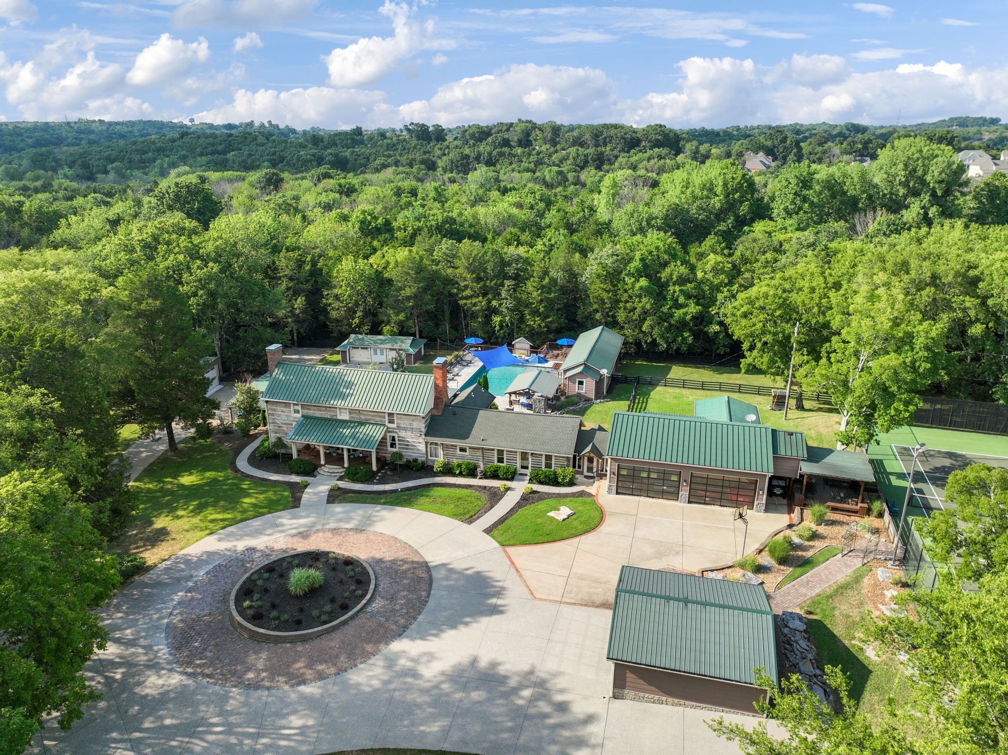 1435 Stewarts Ferry Pike, Hermitage, TN 37076