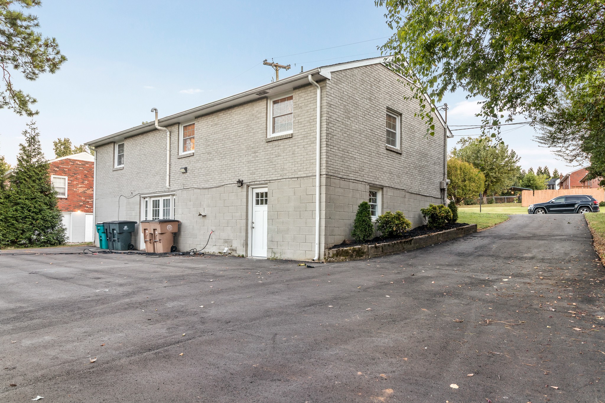 853 Rose Park Dr, Nashville, TN 37206
