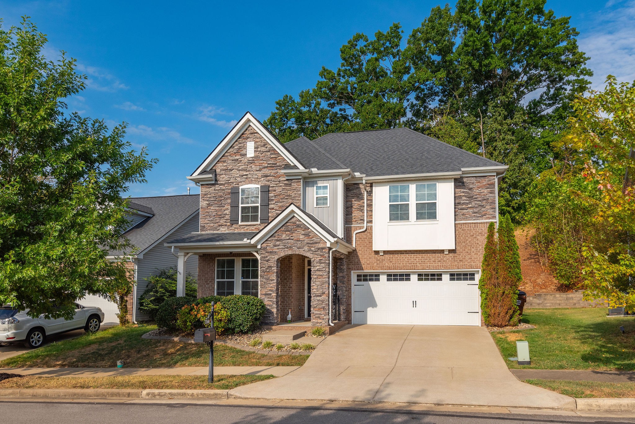 2168 Hickory Brook Dr, Hermitage, TN 37076