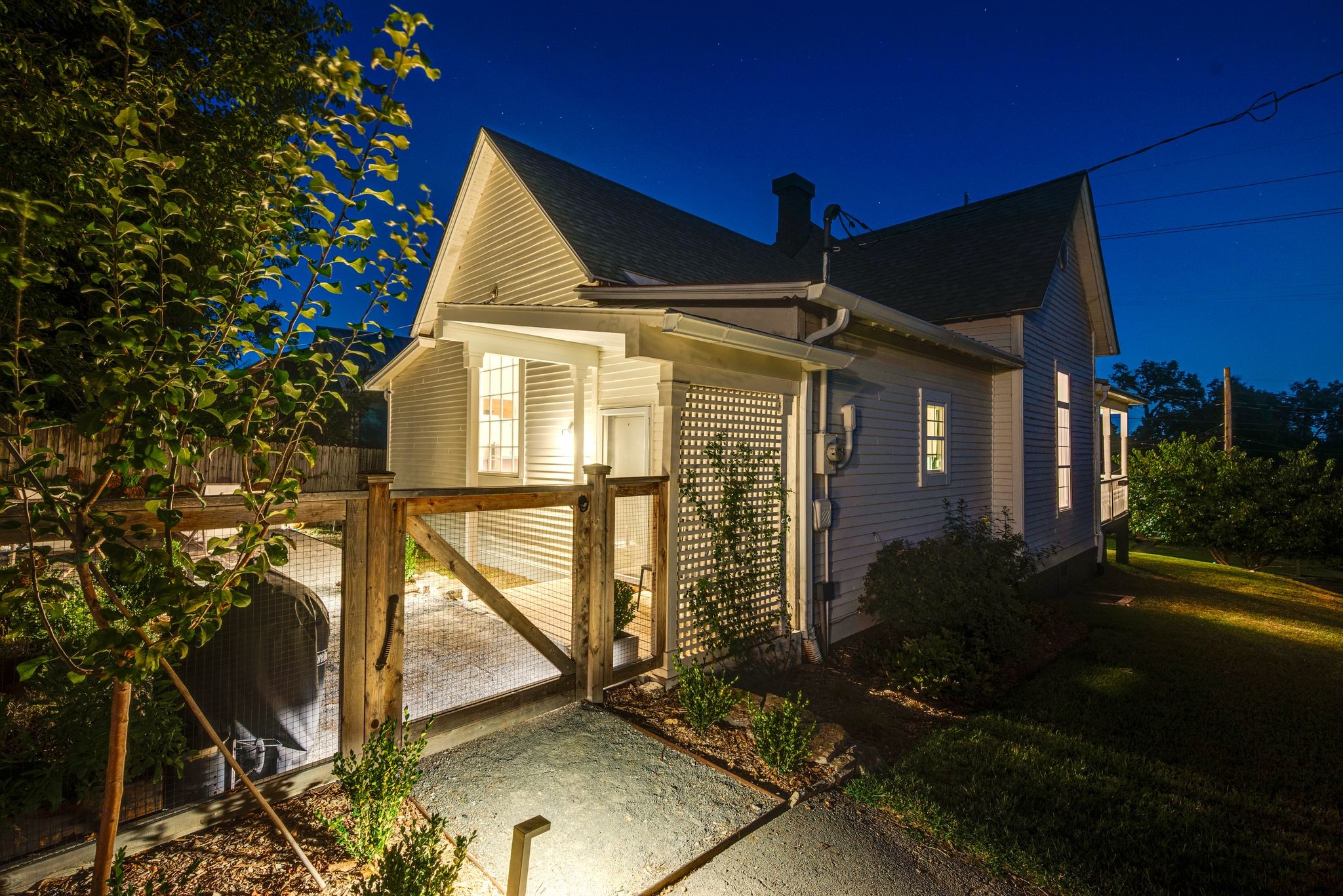 520 S 12th St, Nashville, TN 37206