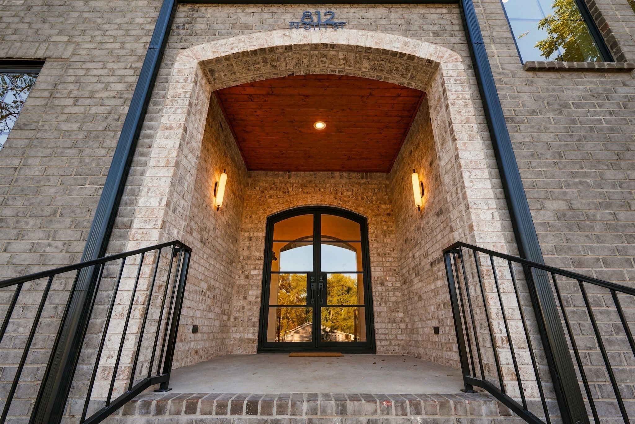 812 N 6th St, Nashville, TN 37207