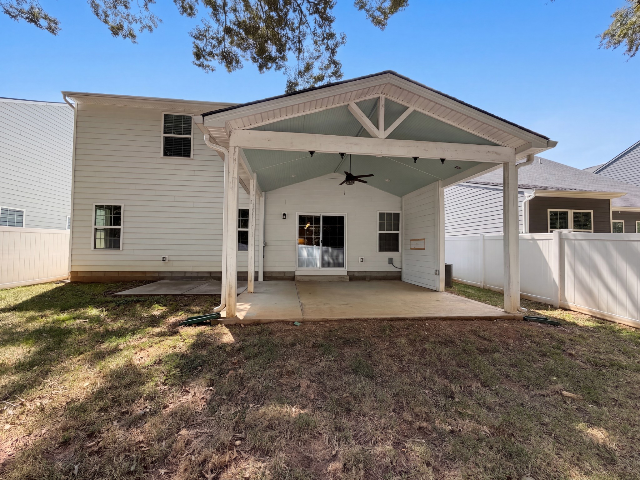 3518 Pepper Glendale Dr, Murfreesboro, TN 37128