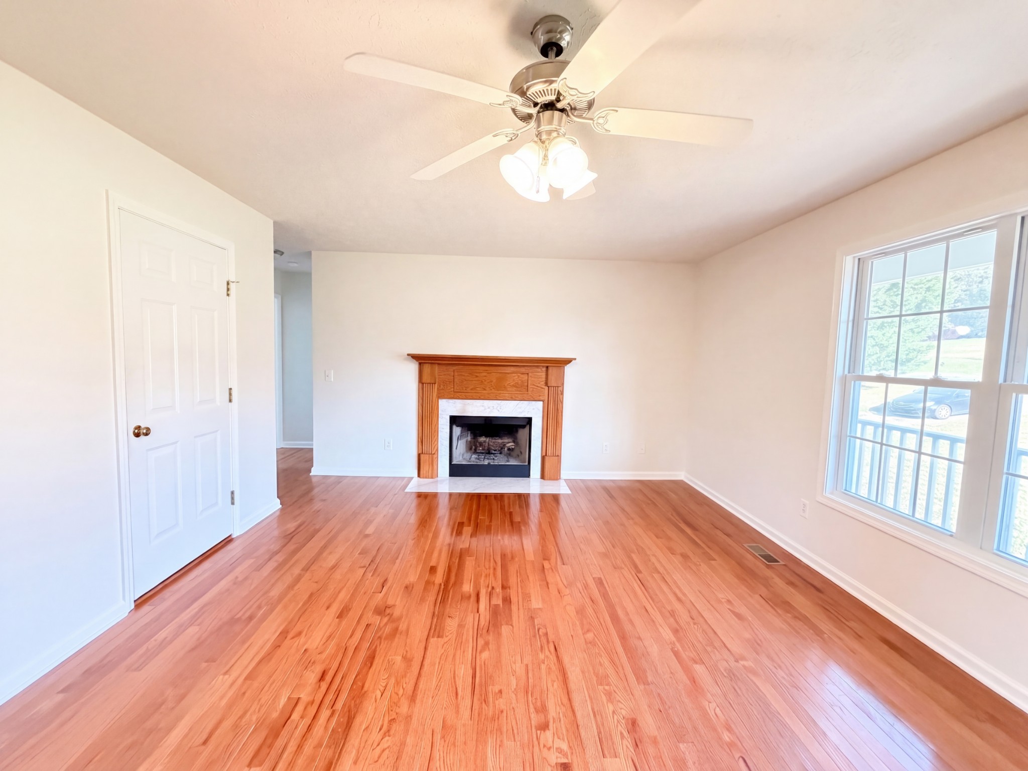 3692 Armstrong Rd, Springfield, TN 37172