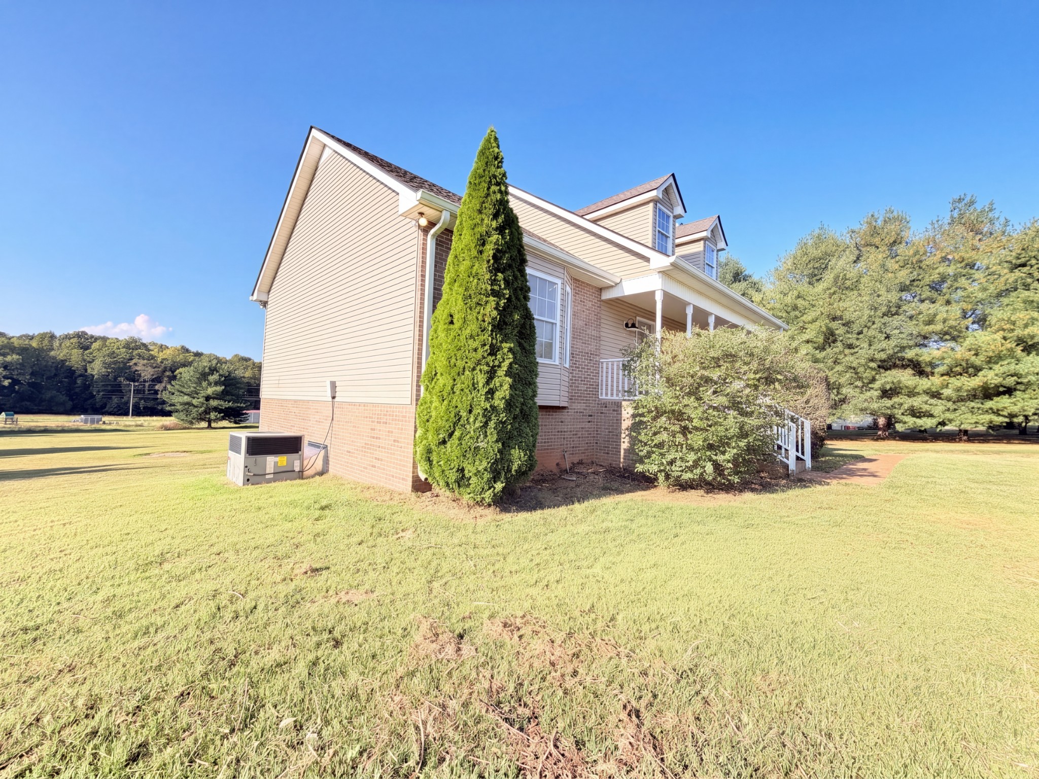 3692 Armstrong Rd, Springfield, TN 37172