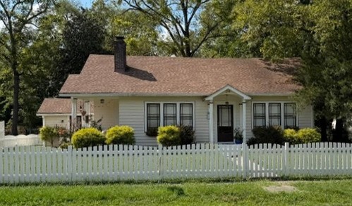 214 Pennsylvania Ave, Lebanon, TN 37087