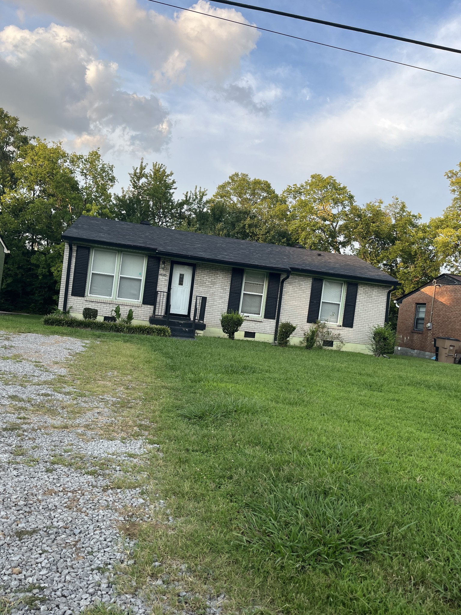 3404 Olsen Ln, Nashville, TN 37218