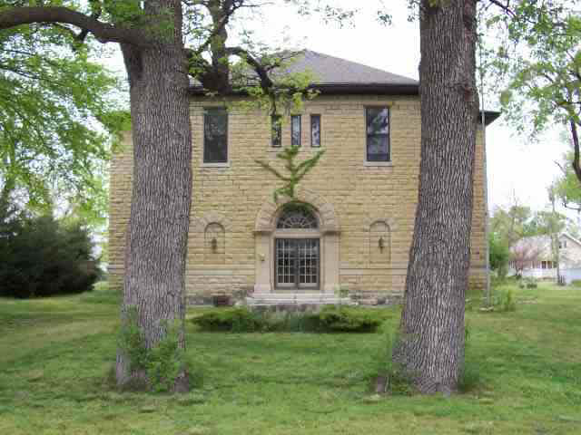 111 W 6th, Florence, KS 66851