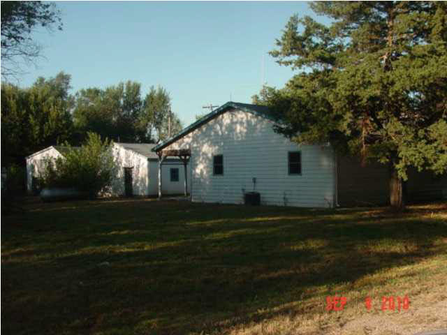 2517 Unicorn Rd, Lincolnville, KS 66858