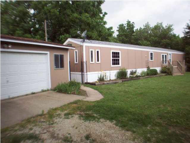 609 Douglas, Durham, KS 67438