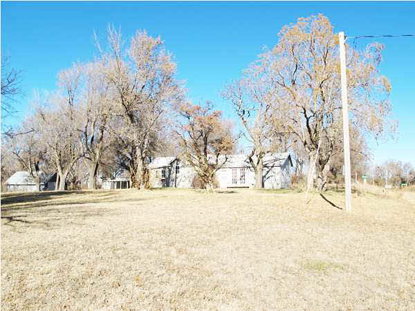 6605 S Avery Rd, Plevna, KS 67568